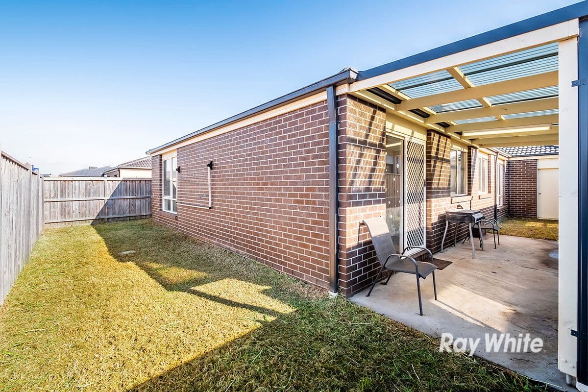 19 Red Poll Road, Cranbourne West VIC 3977, Cranbourne West - Thumbnail 7