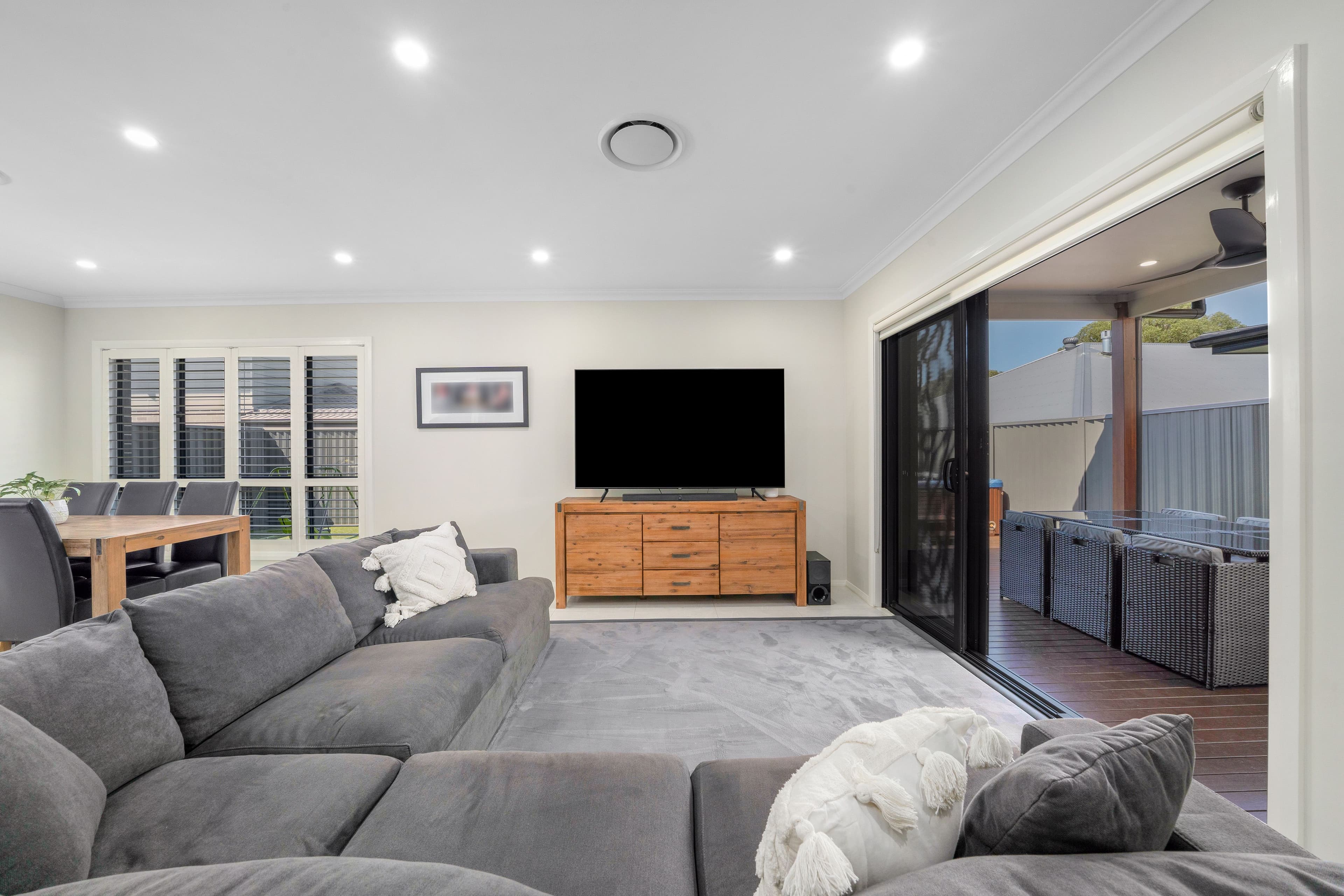 6 Bivouac Street, JORDAN SPRINGS NSW 2747, Jordan Springs - Thumbnail 3