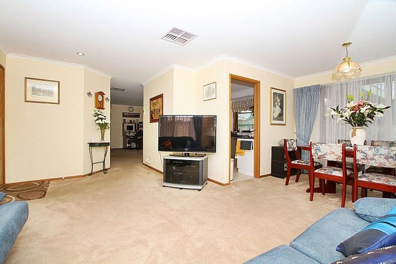 93 Derby Street, TULLAMARINE VIC 3043, Tullamarine - Thumbnail 2
