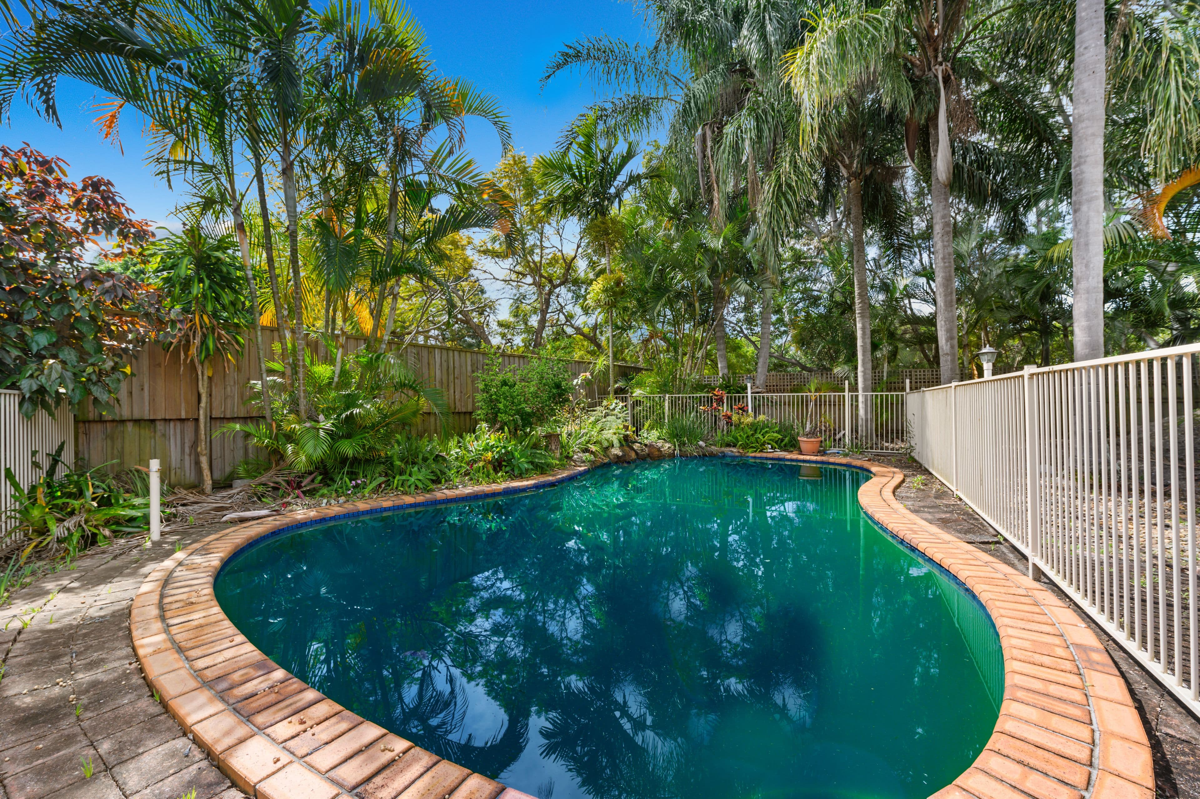 10 Karratha Court, Mermaid Waters QLD 4218, Mermaid Waters - Thumbnail 3