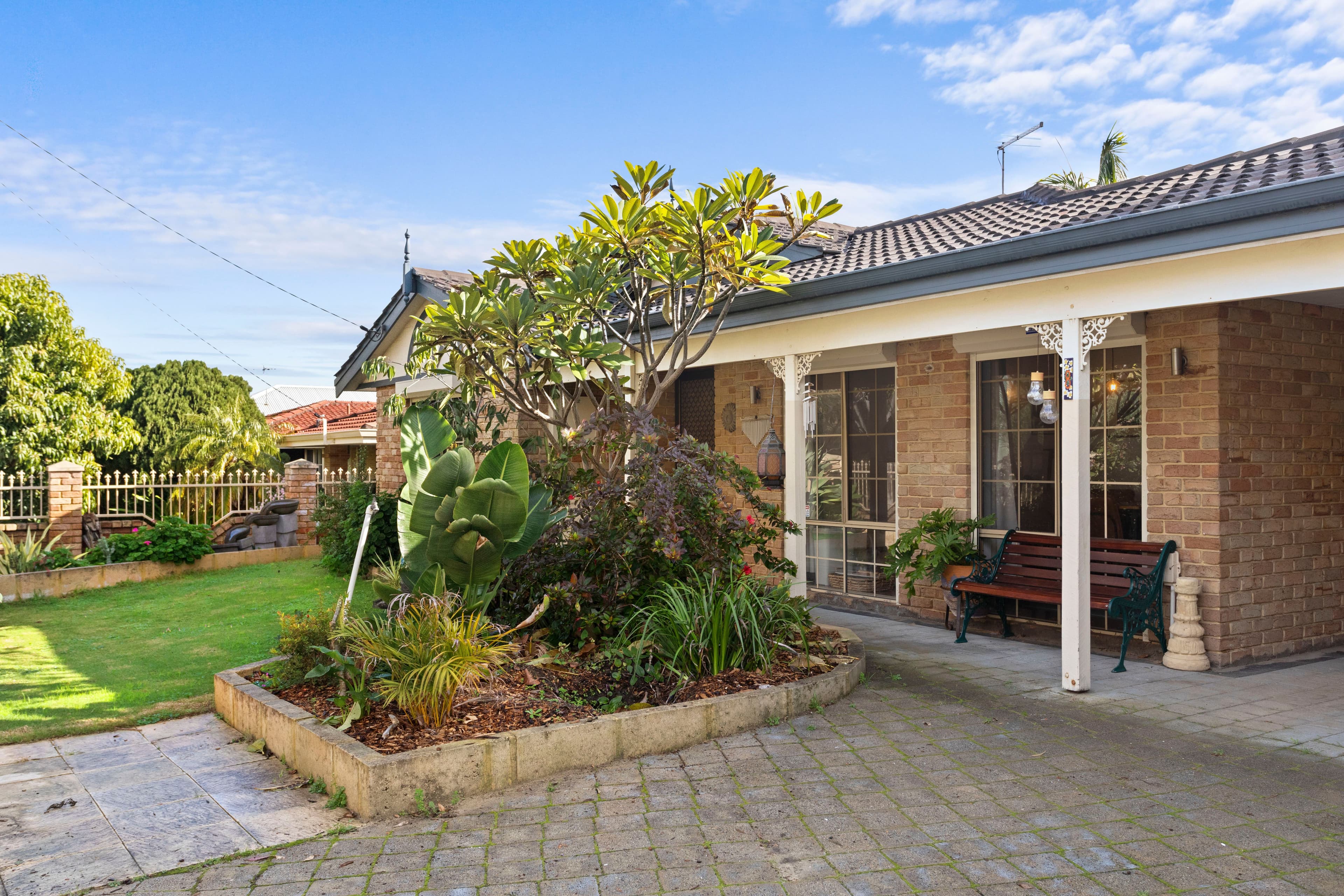 8 Kent Road, Marangaroo WA 6064, Marangaroo - Thumbnail 3