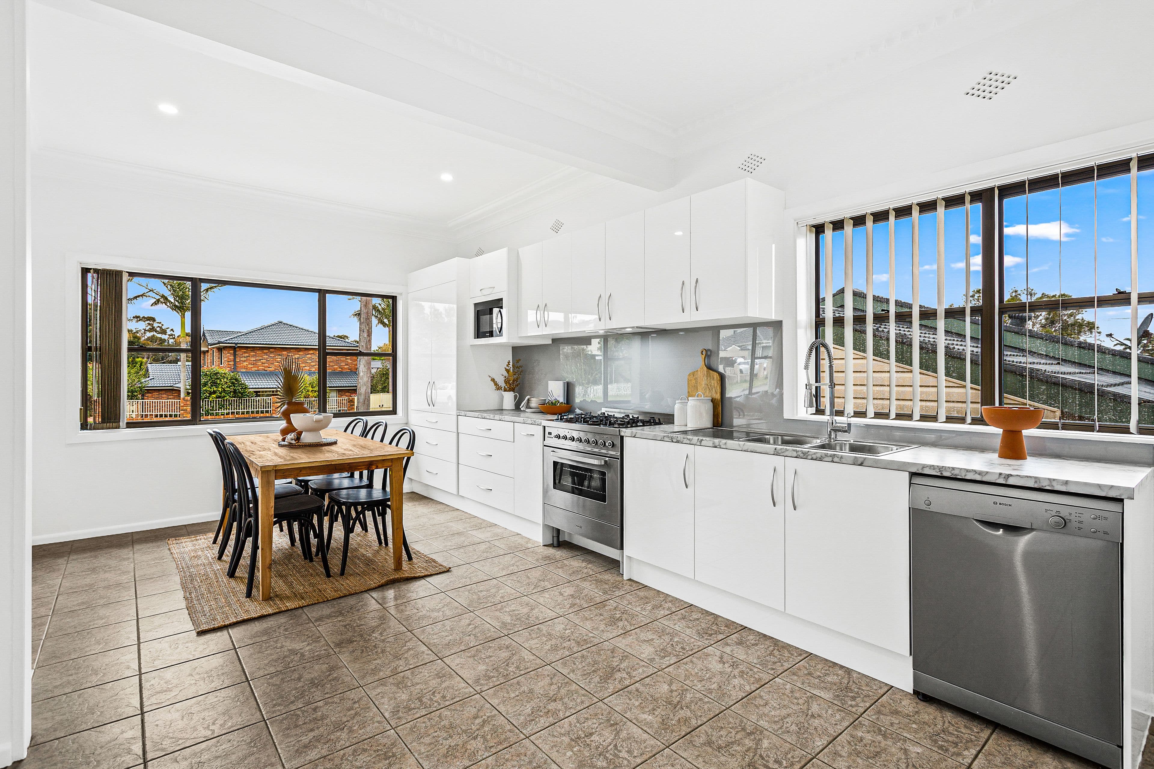 15 Collins Street, Corrimal NSW 2518, Corrimal - Thumbnail 3