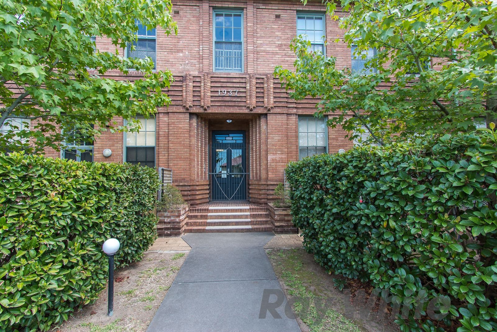 25-27 Lynnwood Parade, Templestowe Lower - Image 1