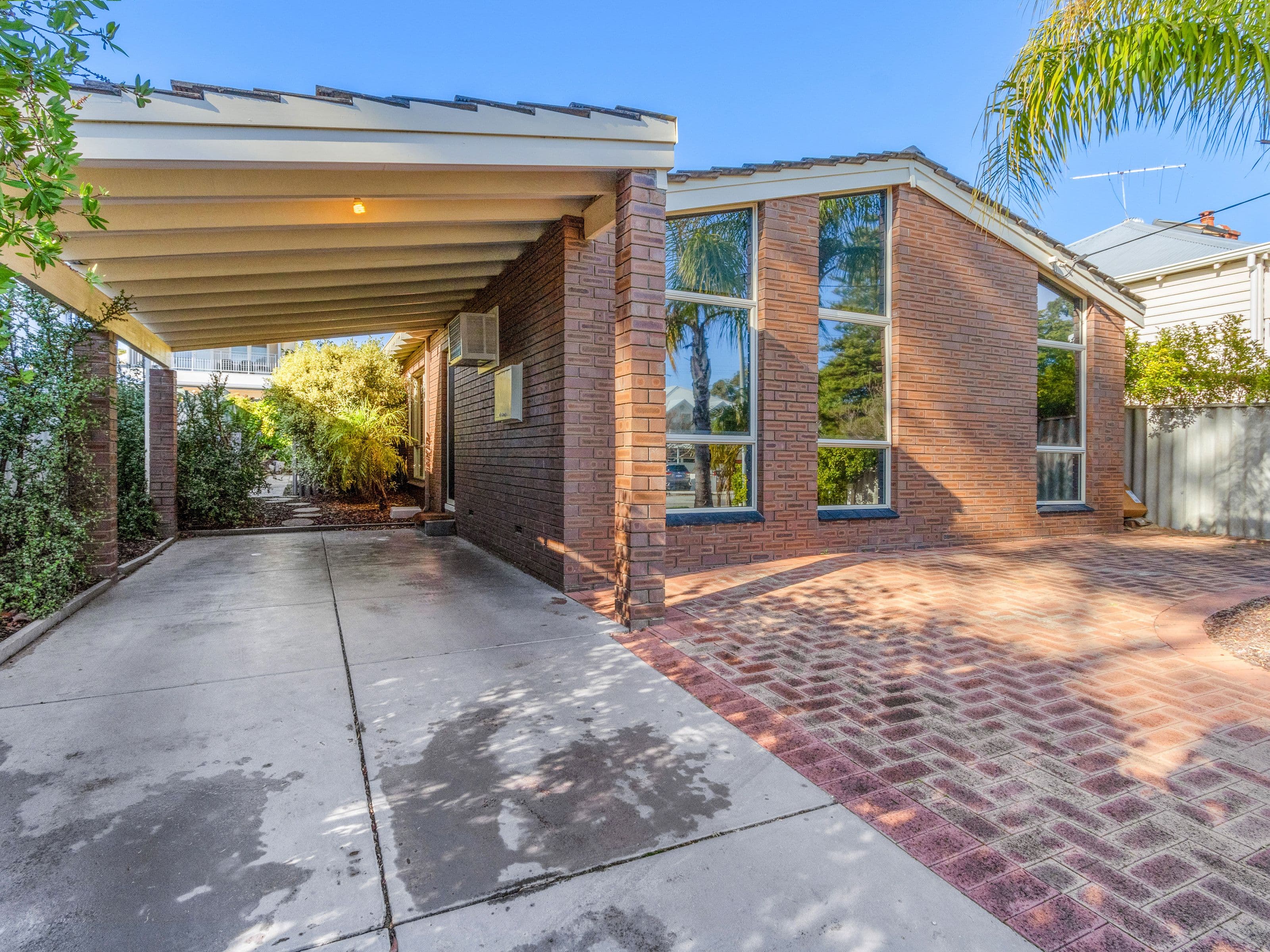 33 Vista Street, Kensington WA 6151, Kensington - Thumbnail 2