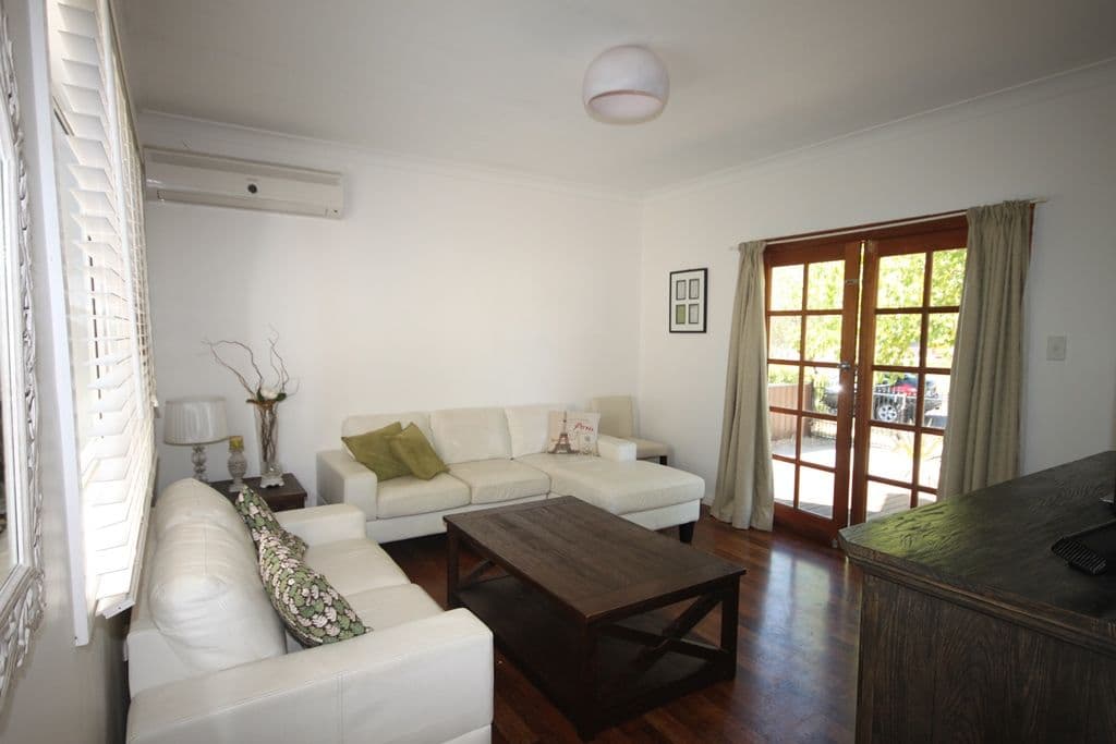 20 Holland Street, TAMWORTH NSW 2340, South Tamworth - Thumbnail 3