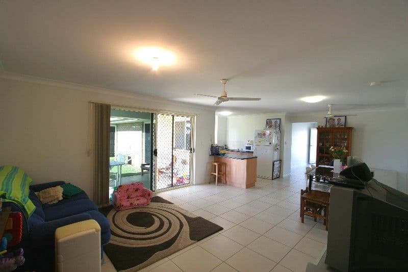 12 Regent Court, THABEBAN QLD 4670, Thabeban - Thumbnail 2