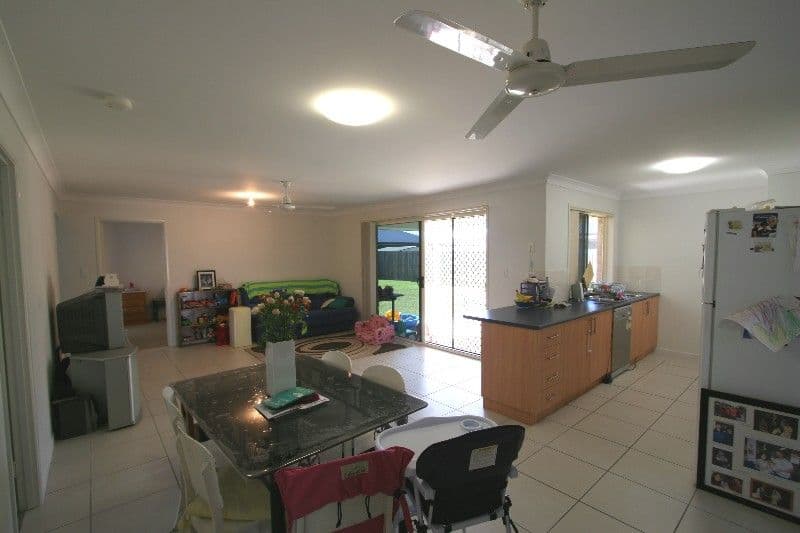 12 Regent Court, THABEBAN QLD 4670, Thabeban - Thumbnail 6