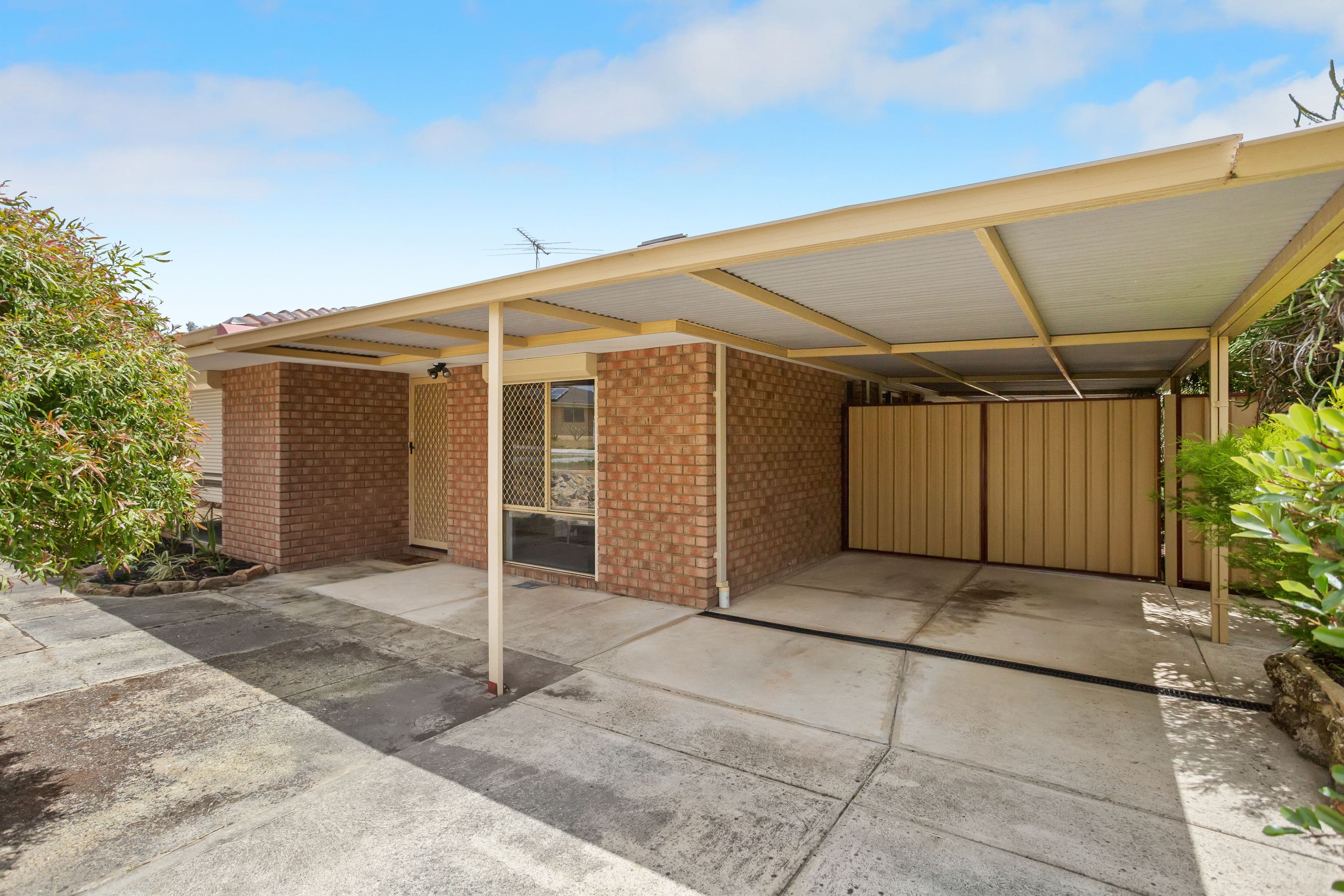 10 Farnesian Circle, Mirrabooka WA 6061, Mirrabooka - Thumbnail 2