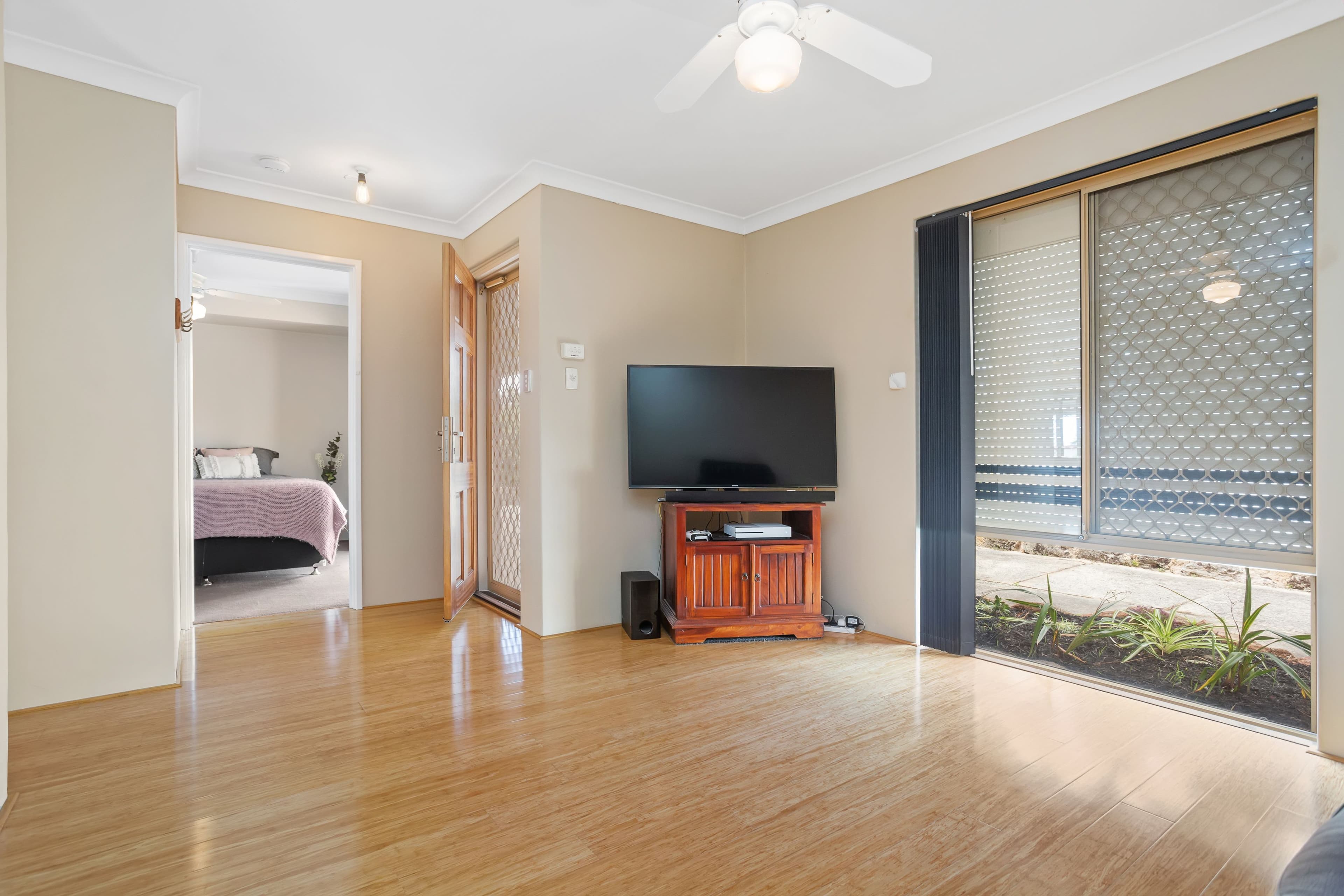 10 Farnesian Circle, Mirrabooka WA 6061, Mirrabooka - Thumbnail 5