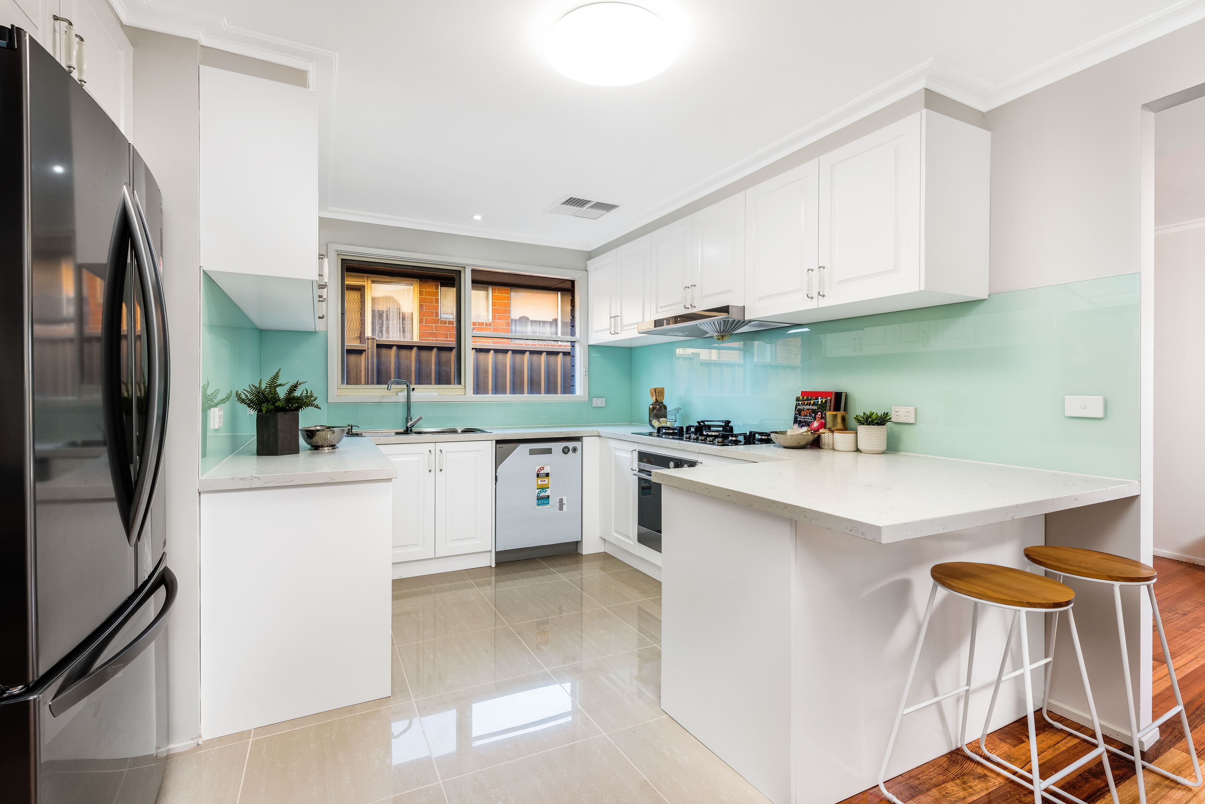 54 Moreton Crescent, Bundoora VIC 3083, Bundoora - Thumbnail 3