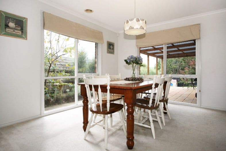 15 Chester Street, LILYDALE VIC 3140, Lilydale - Thumbnail 2