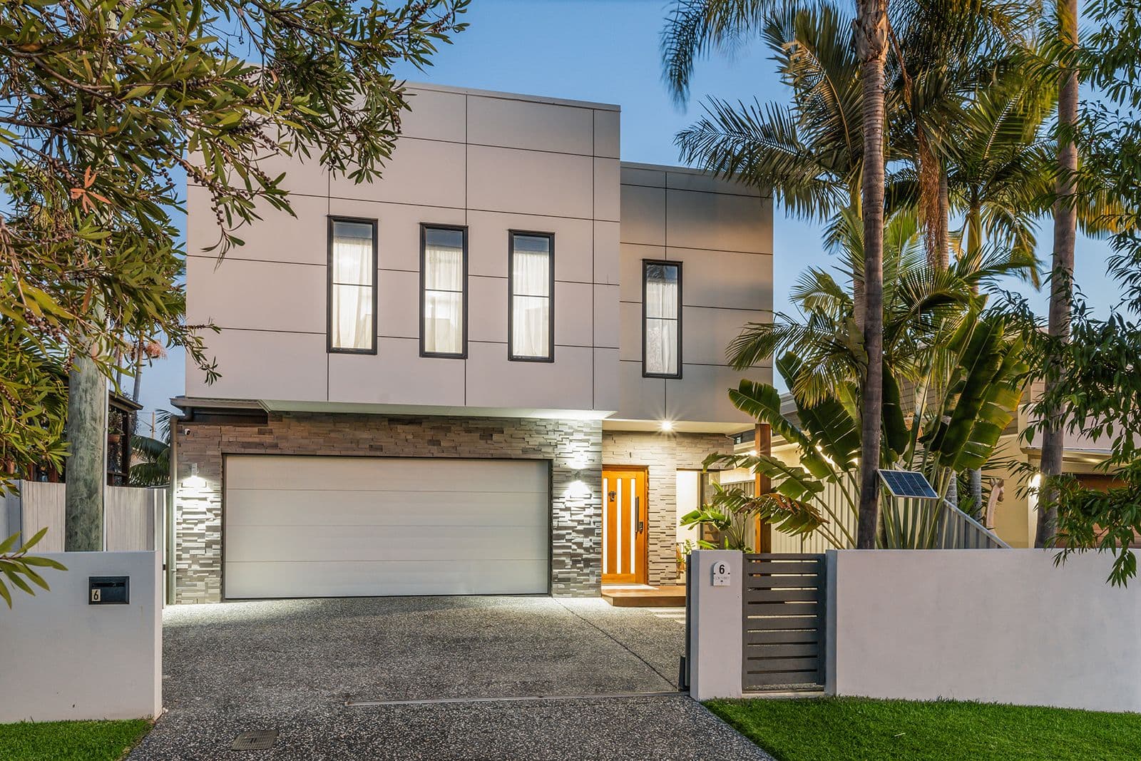 6 Cole Street, Scarborough QLD 4020, Scarborough - Thumbnail 2