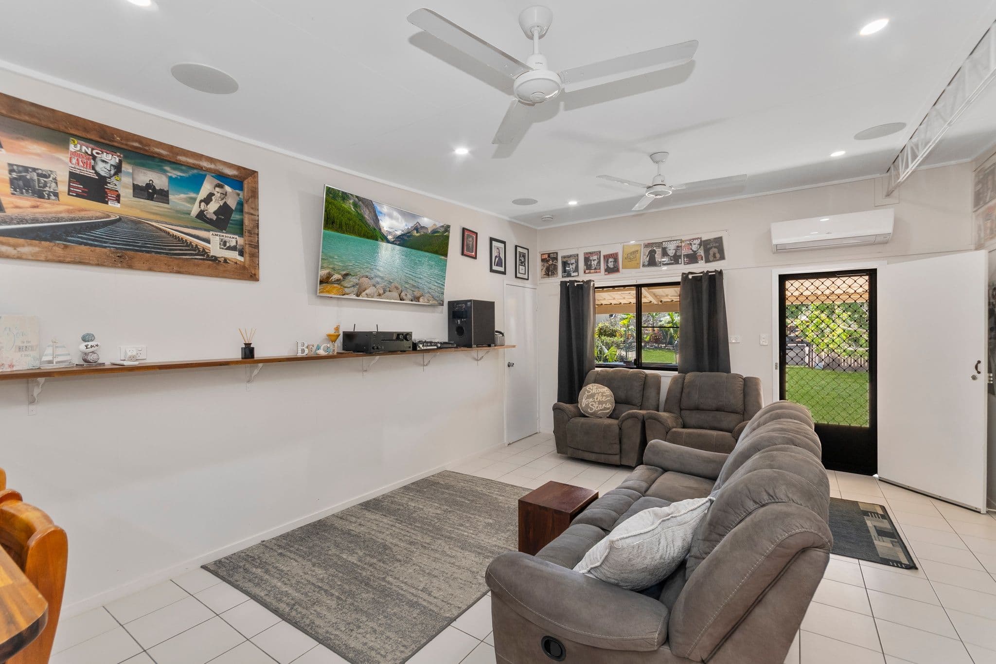 50 Batley Parade, Beach Holm QLD 4818, Beach Holm - Thumbnail 3
