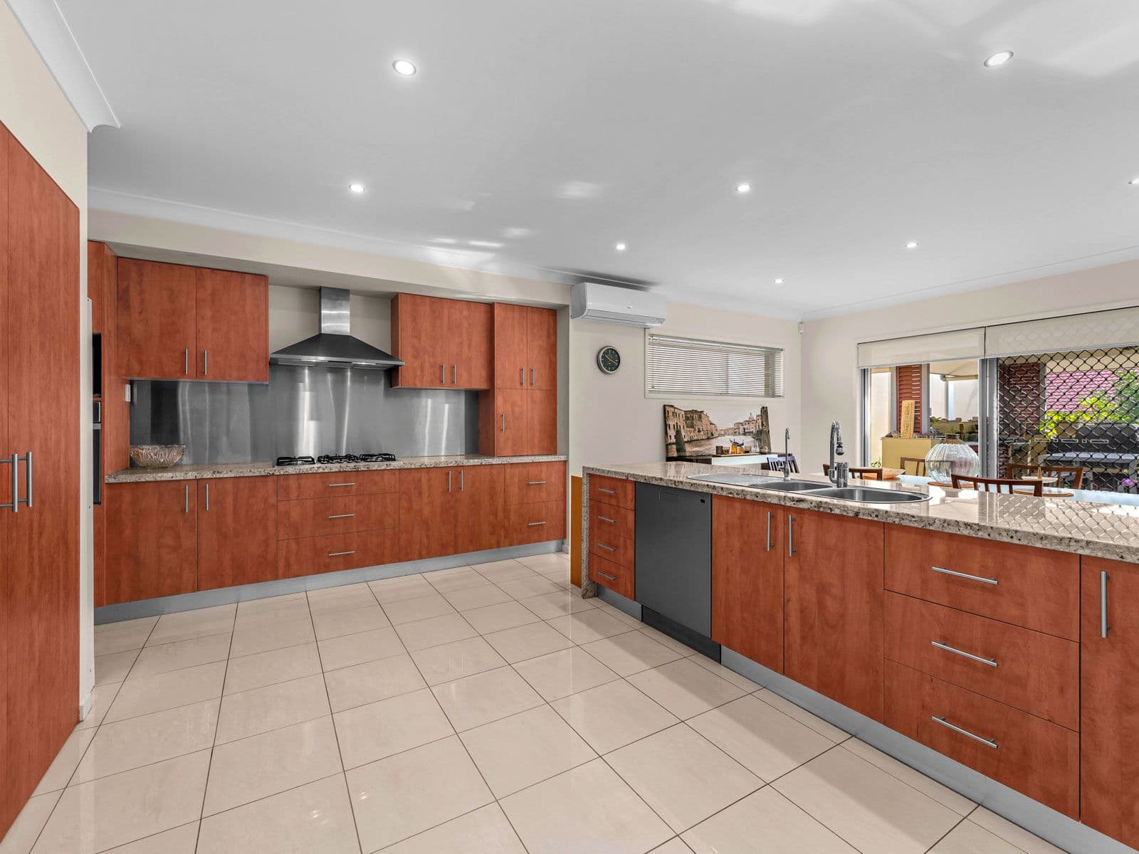 7 Sonienda Place, Bridgeman Downs QLD 4035, Bridgeman Downs - Thumbnail 7