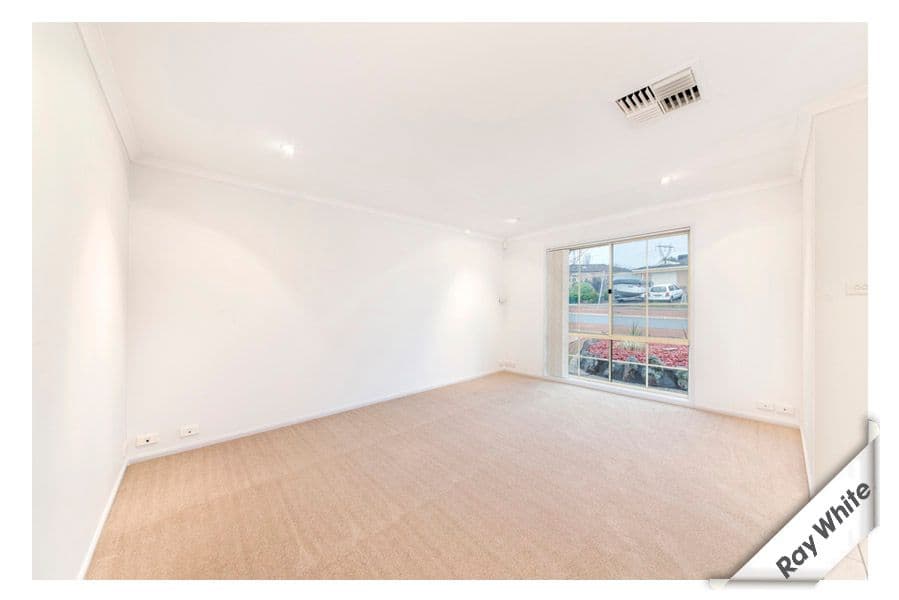 6 Tarrant Crescent, DUNLOP ACT 2615, Dunlop - Thumbnail 4