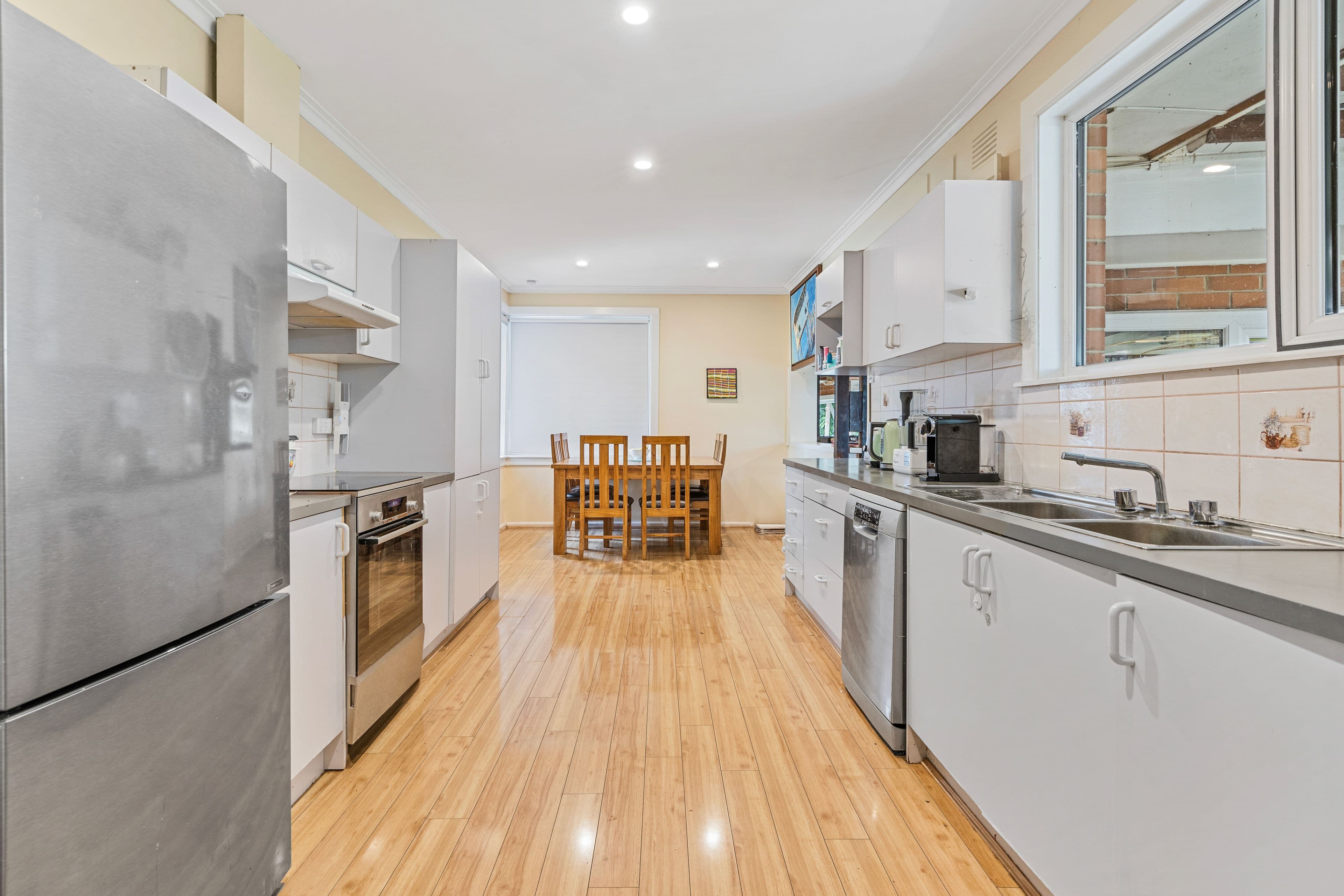 37 Noorong Avenue, Bundoora VIC 3083, Bundoora - Thumbnail 3