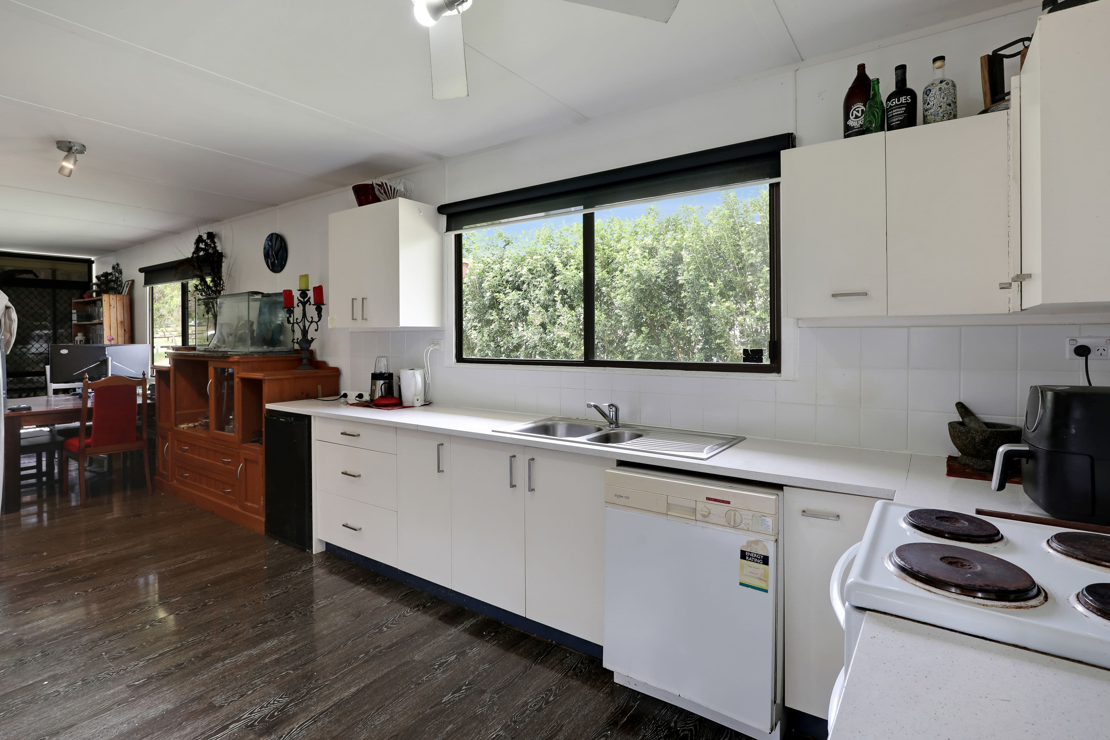 9 Flinders Avenue, Dunwich QLD 4183, Dunwich - Thumbnail 2