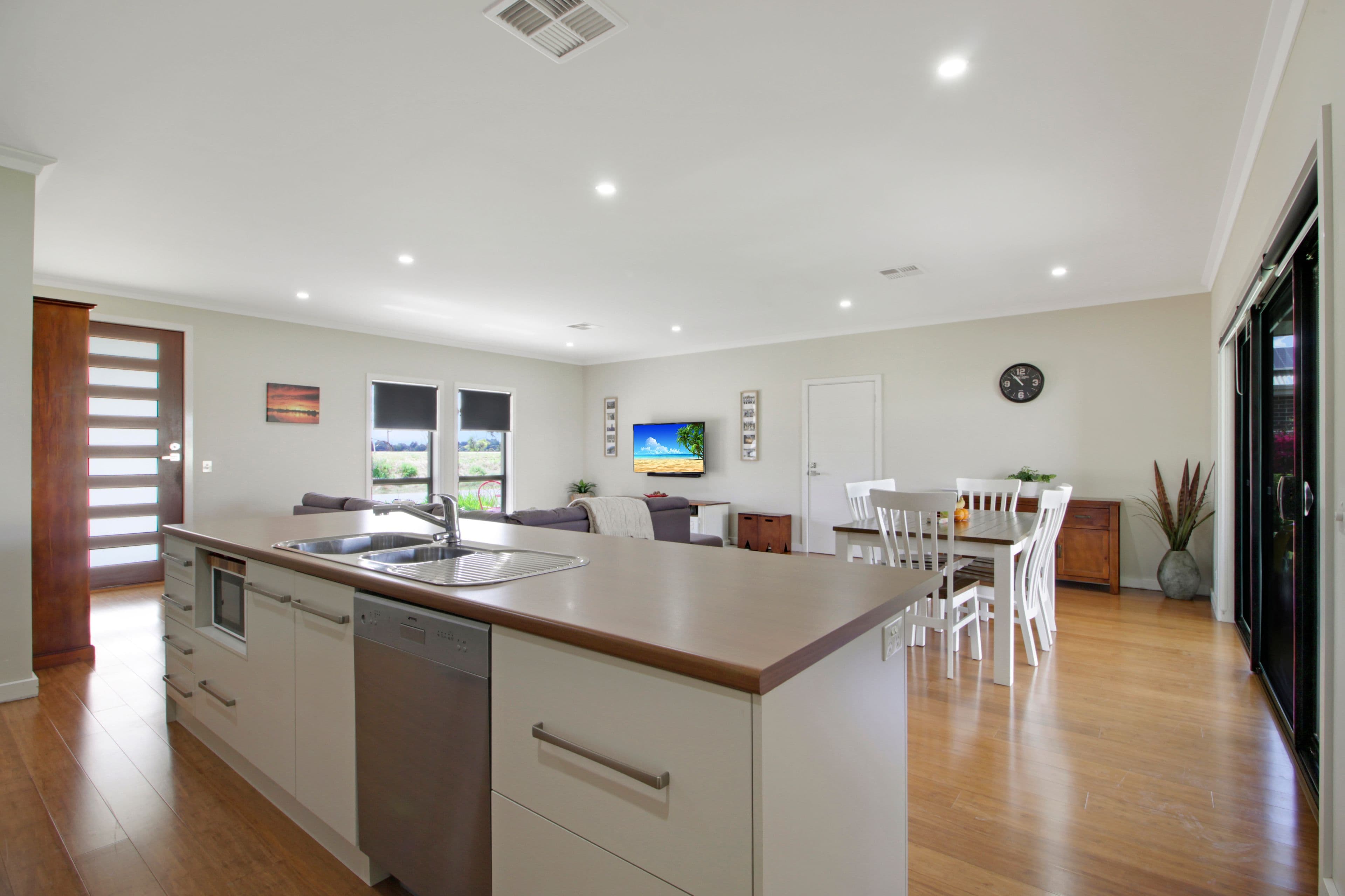 207 Ral Ral Avenue, Renmark SA 5341, Renmark - Thumbnail 7
