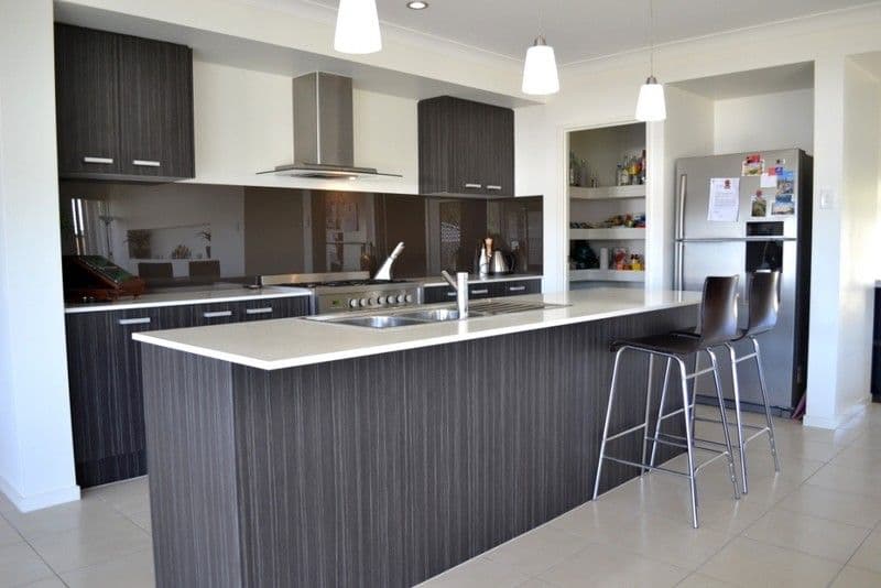 4 Orara Street, PACIFIC PINES QLD 4211, Pacific Pines - Thumbnail 3