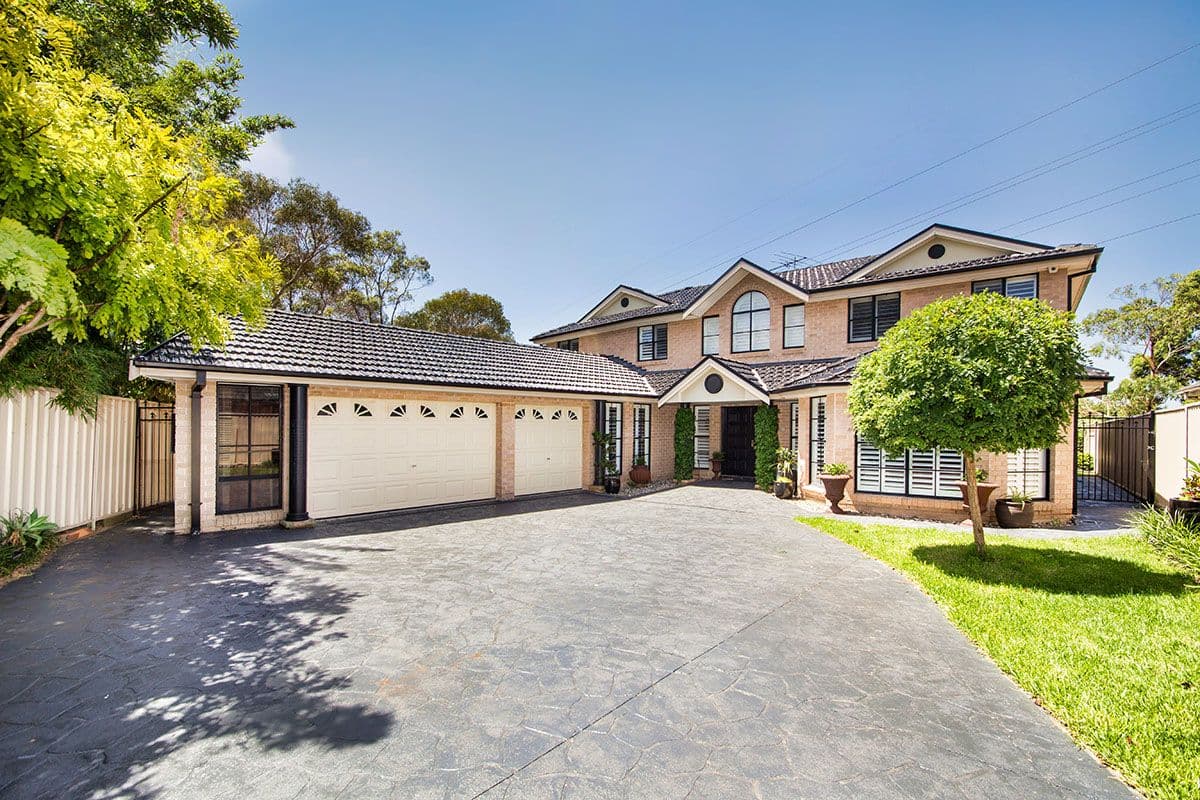 9 Throsby Close, Barden Ridge - Thumbnail 2