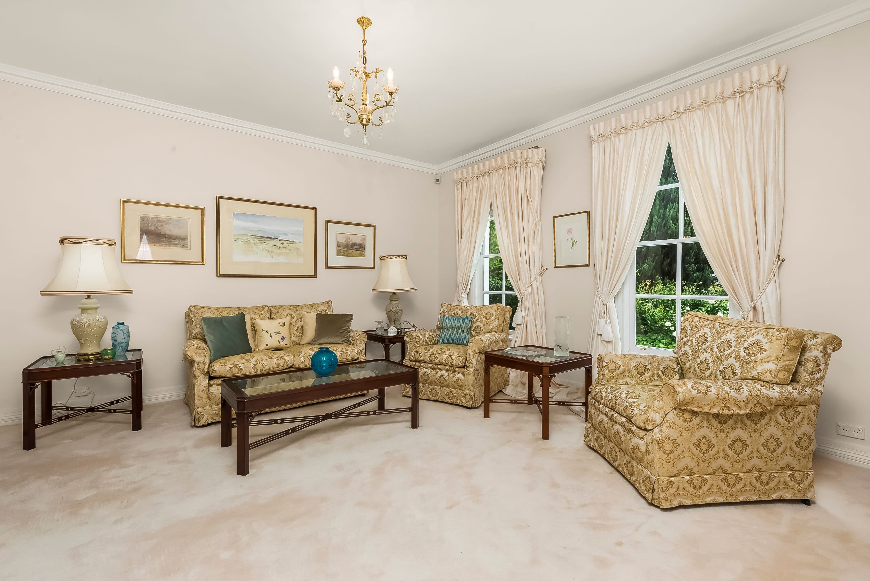 2 Dunsmuir Drive, Mount Waverley VIC 3149, Mount Waverley - Thumbnail 4