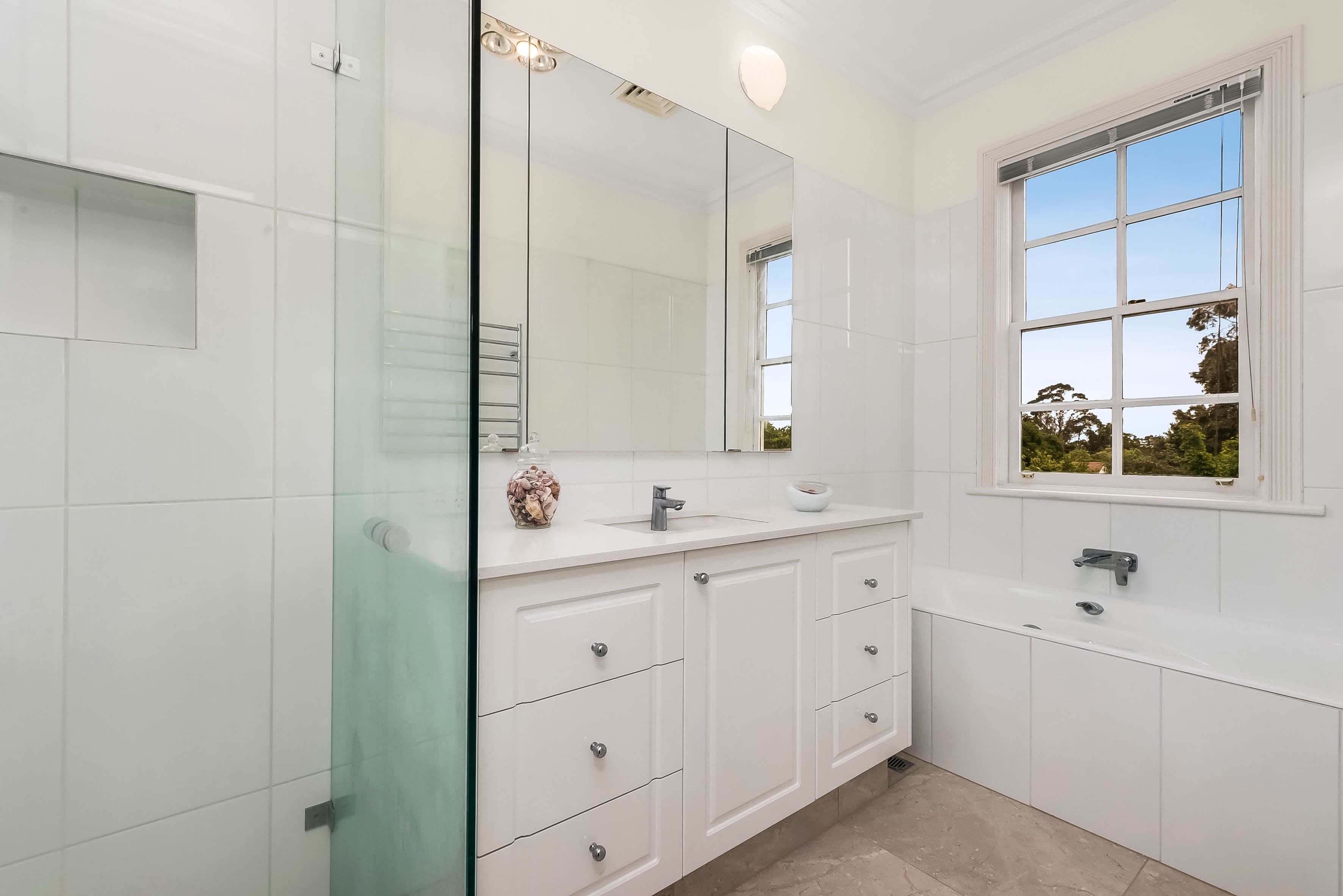 2 Dunsmuir Drive, Mount Waverley VIC 3149, Mount Waverley - Thumbnail 8