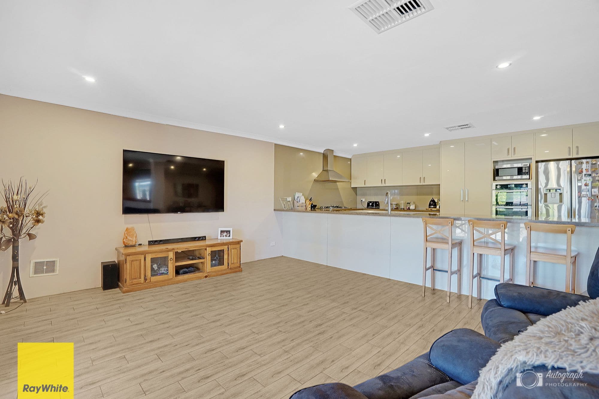 10 Wroy Street, Beechboro WA 6063, Beechboro - Thumbnail 4