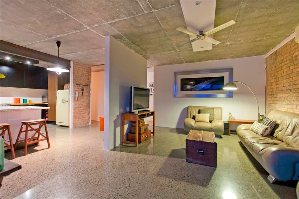 19 Riddell Street, BULIMBA QLD 4171, Bulimba - Thumbnail 2