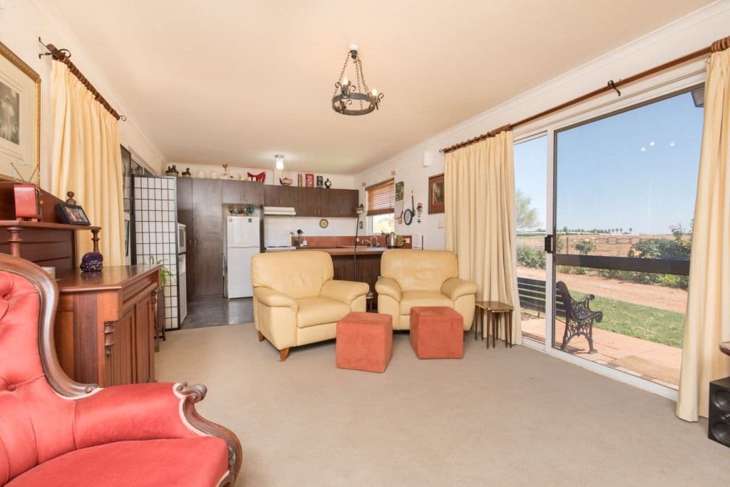 62 Quandong Avenue, Merbein VIC 3505, Merbein - Thumbnail 4