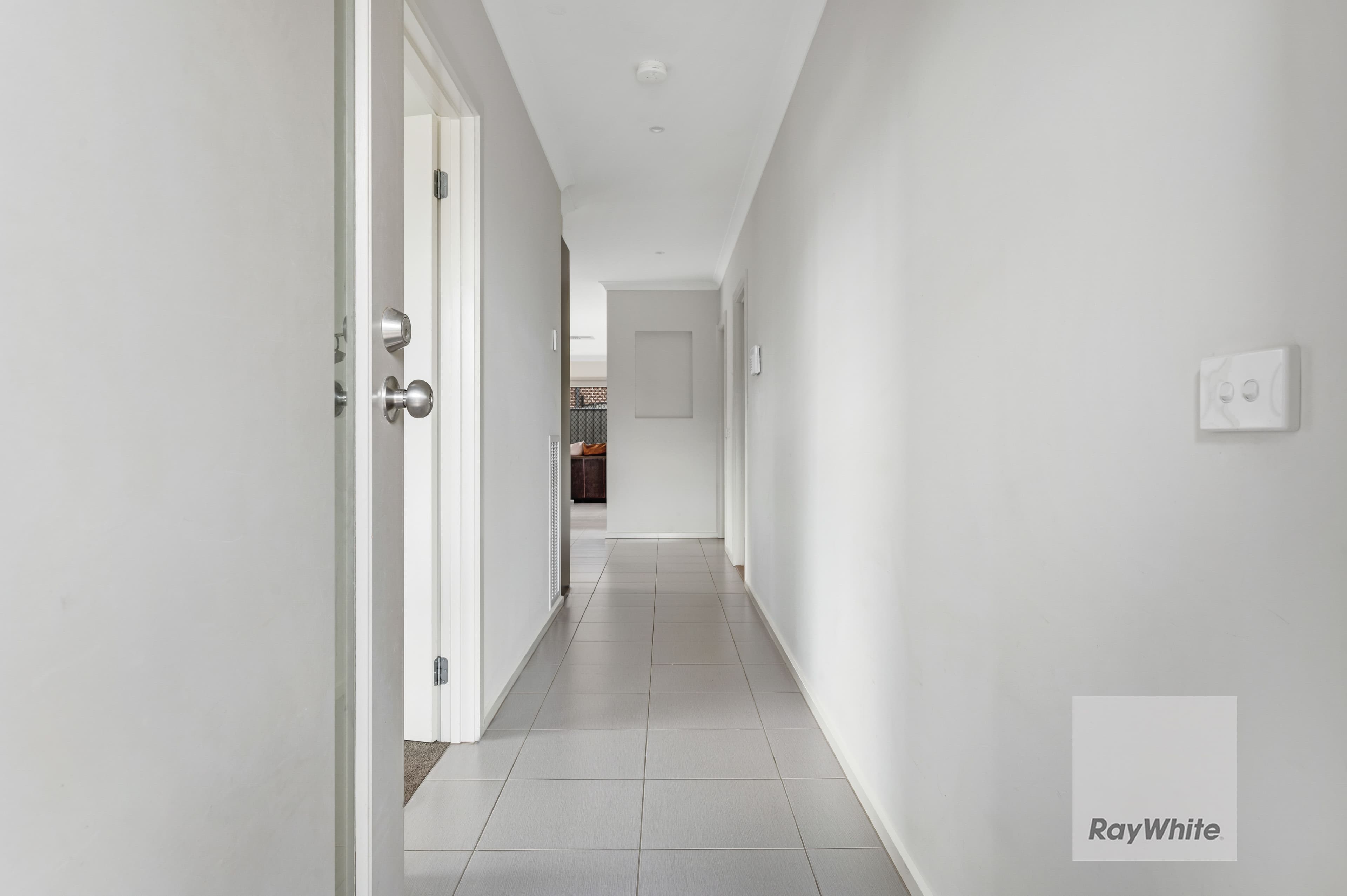 52 Wattletree Street, Craigieburn VIC 3064, Craigieburn - Thumbnail 2