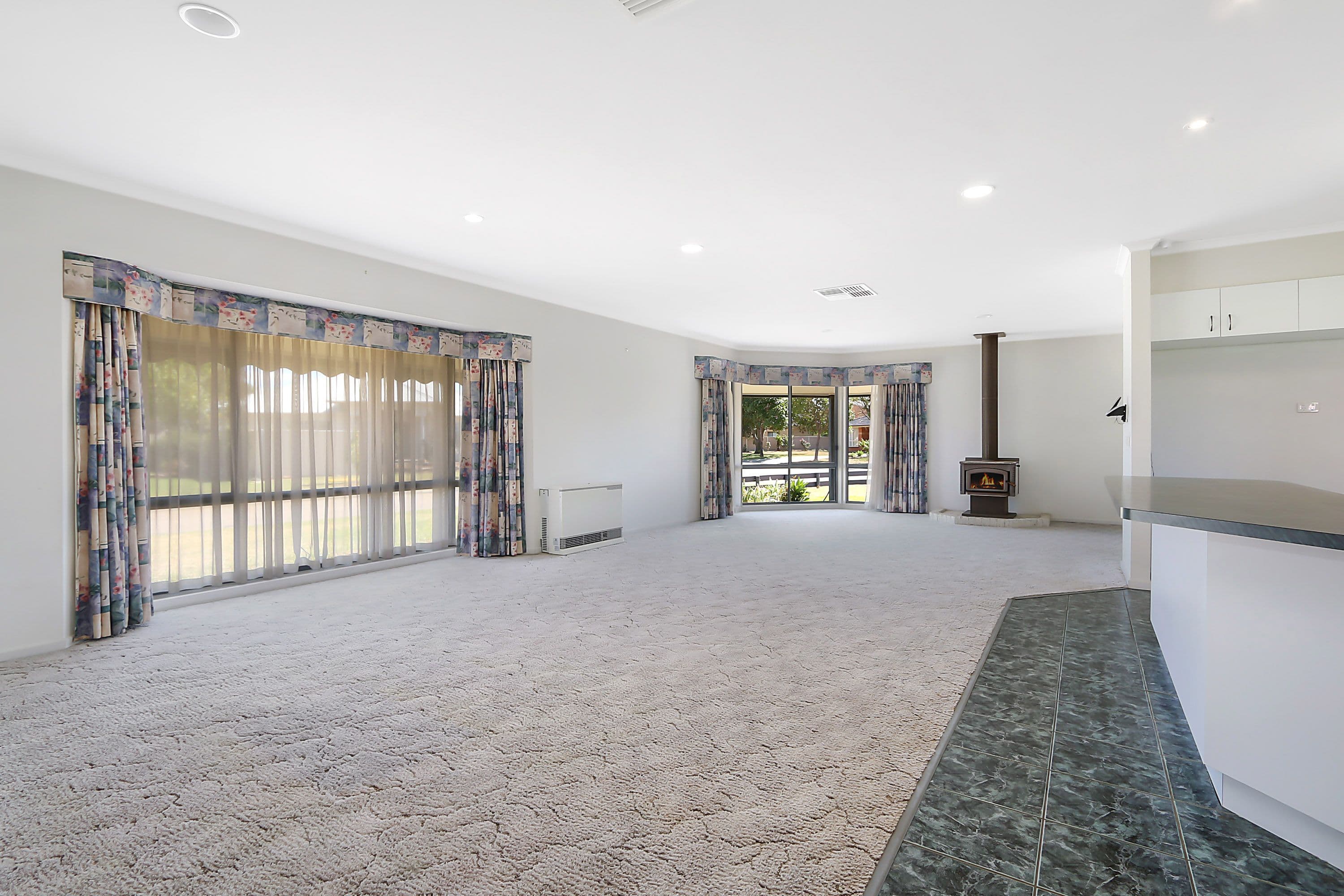 1 Hawkins Drive, Yarrawonga VIC 3730, Yarrawonga - Thumbnail 4