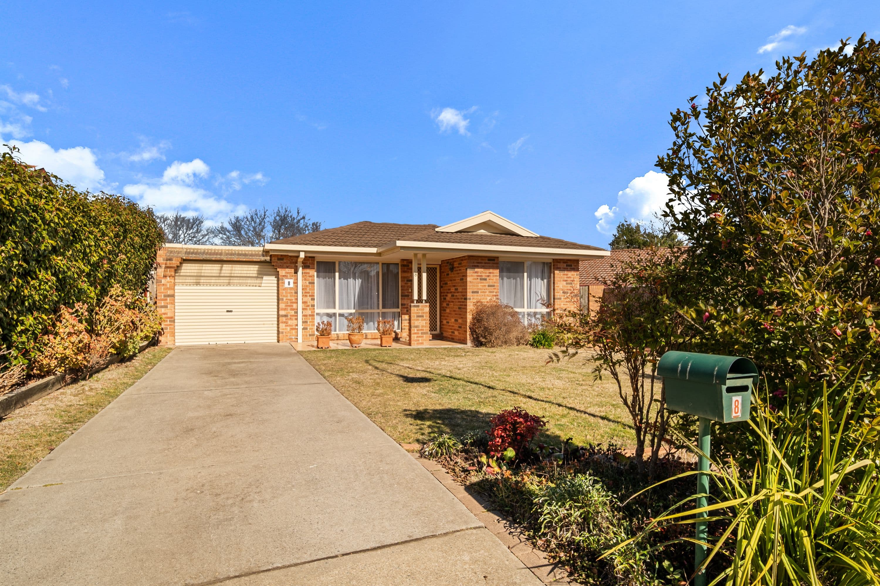 8 Mcilwraith Close, Holt ACT 2615, Holt - Image 1