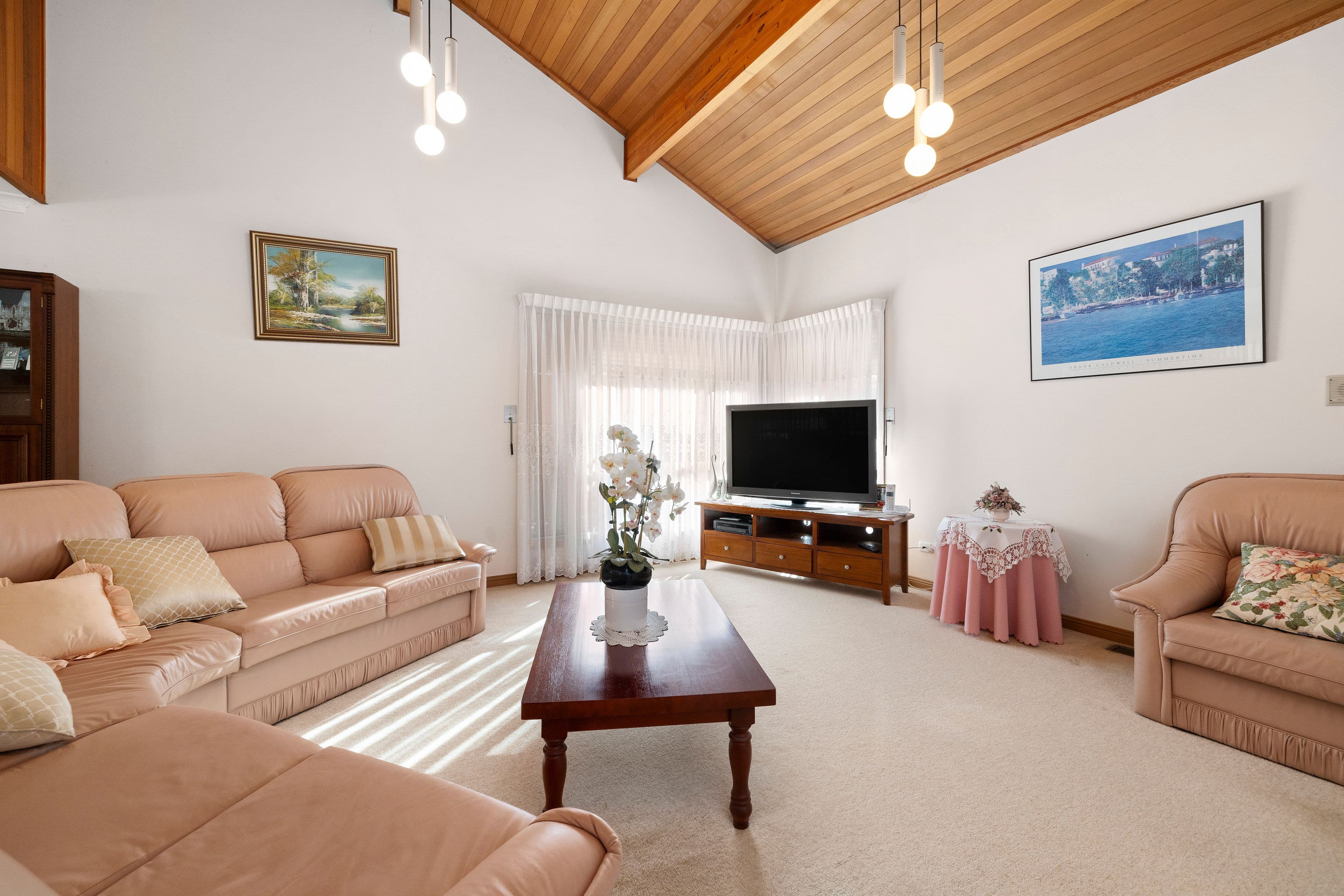 8 Lobelia Court, Dingley Village VIC 3172, Dingley Village - Thumbnail 4