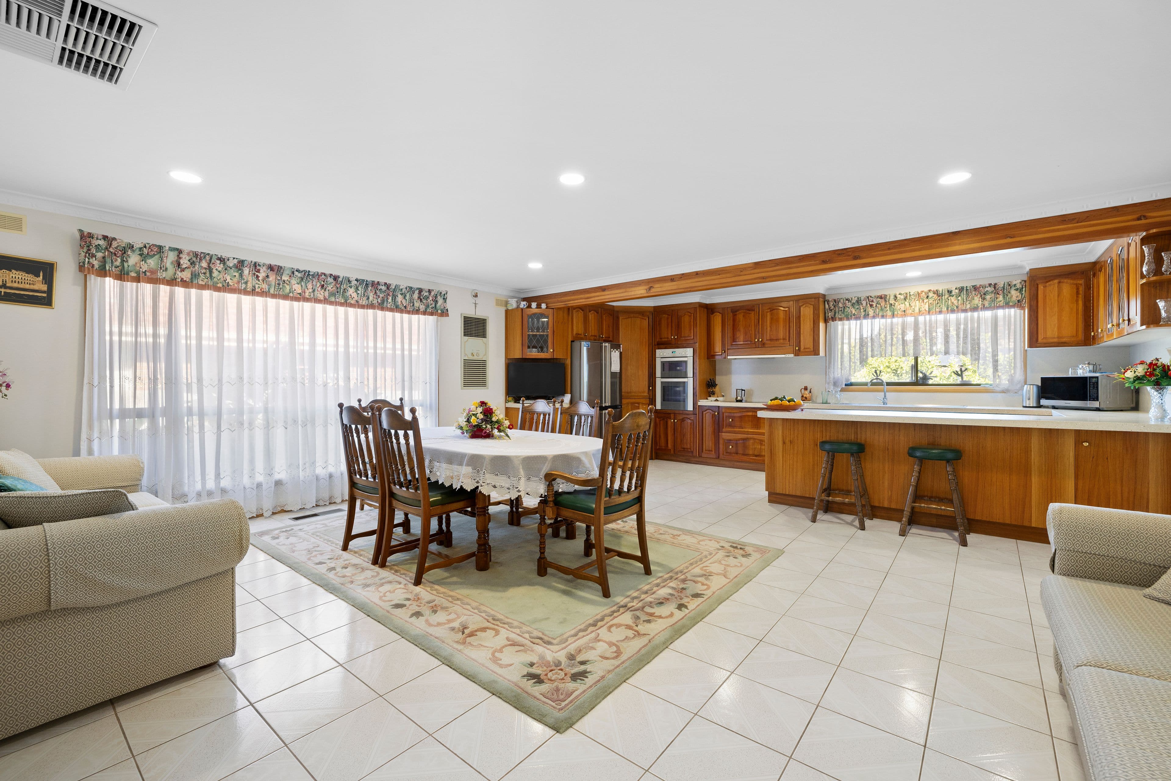 8 Lobelia Court, Dingley Village VIC 3172, Dingley Village - Thumbnail 6