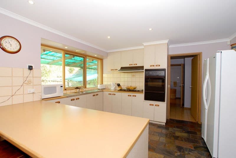 19 Olearia Crescent, LANGWARRIN VIC 3910, Langwarrin - Thumbnail 3