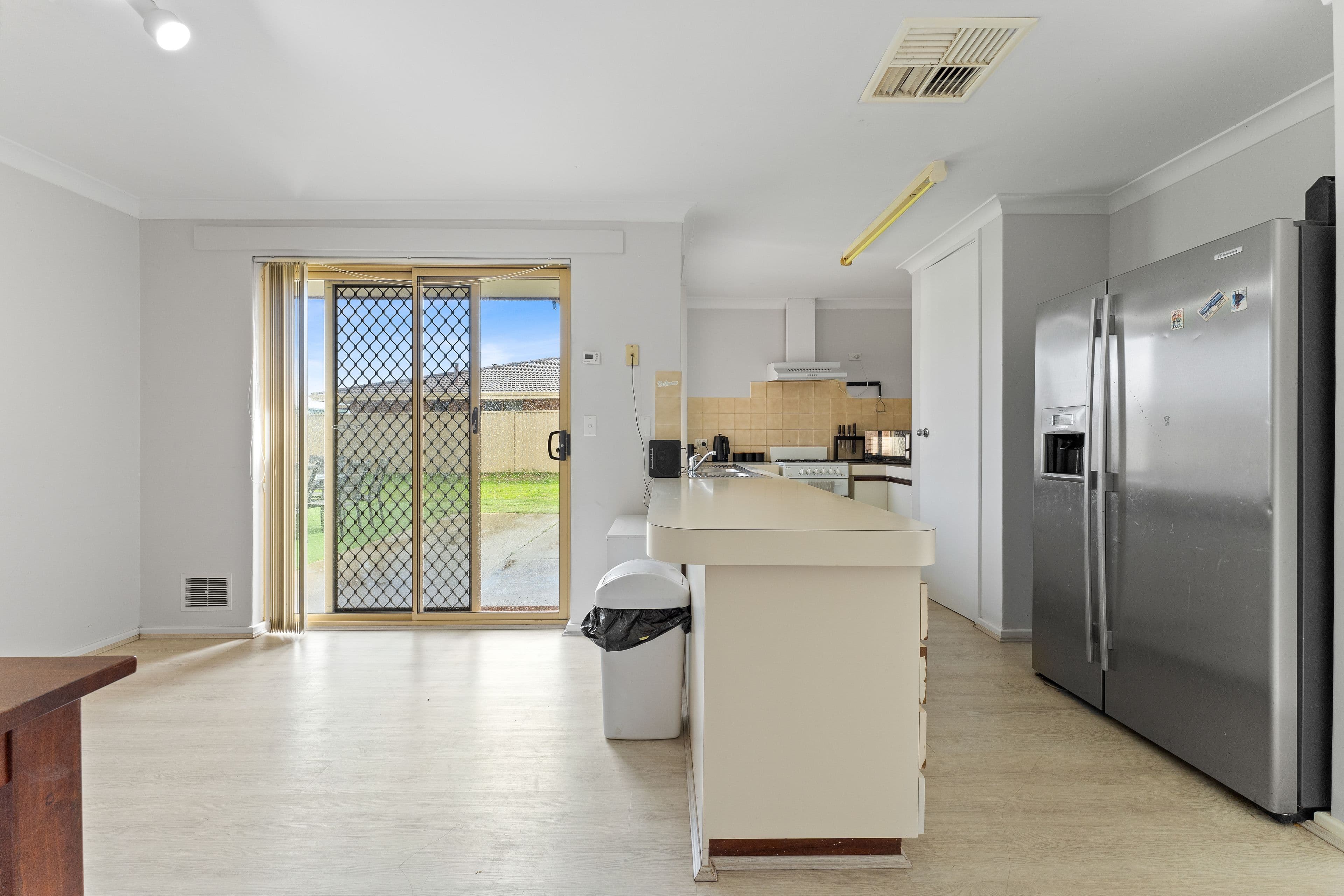 15 Woodbridge Drive, Cooloongup WA 6168, Cooloongup - Thumbnail 6