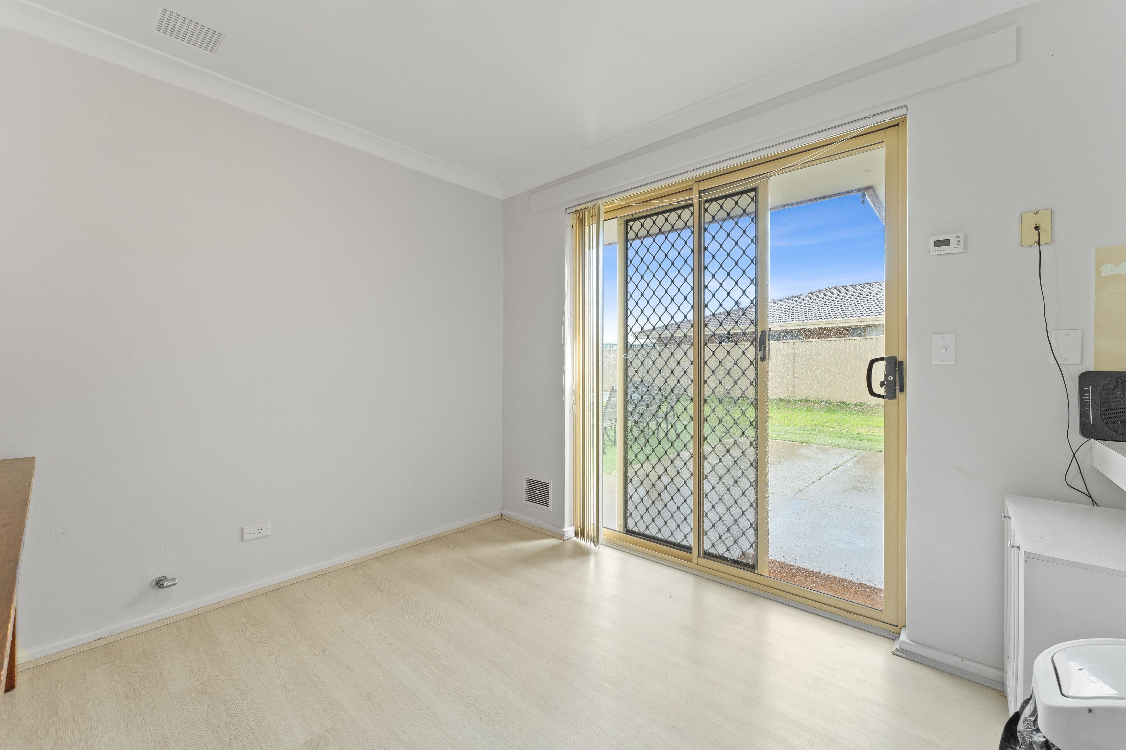 15 Woodbridge Drive, Cooloongup WA 6168, Cooloongup - Thumbnail 7