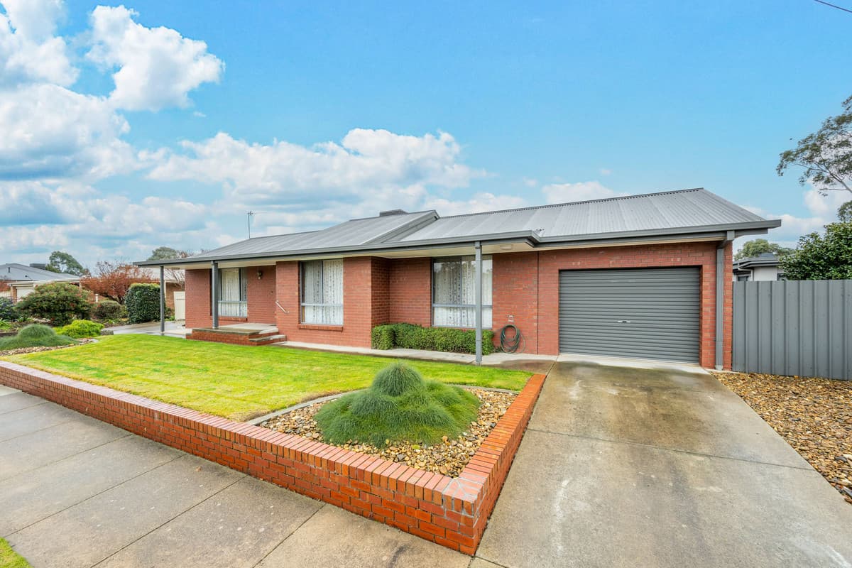 1 / 10 Vickers Street, KIALLA VIC 3631, Kialla - Image 1