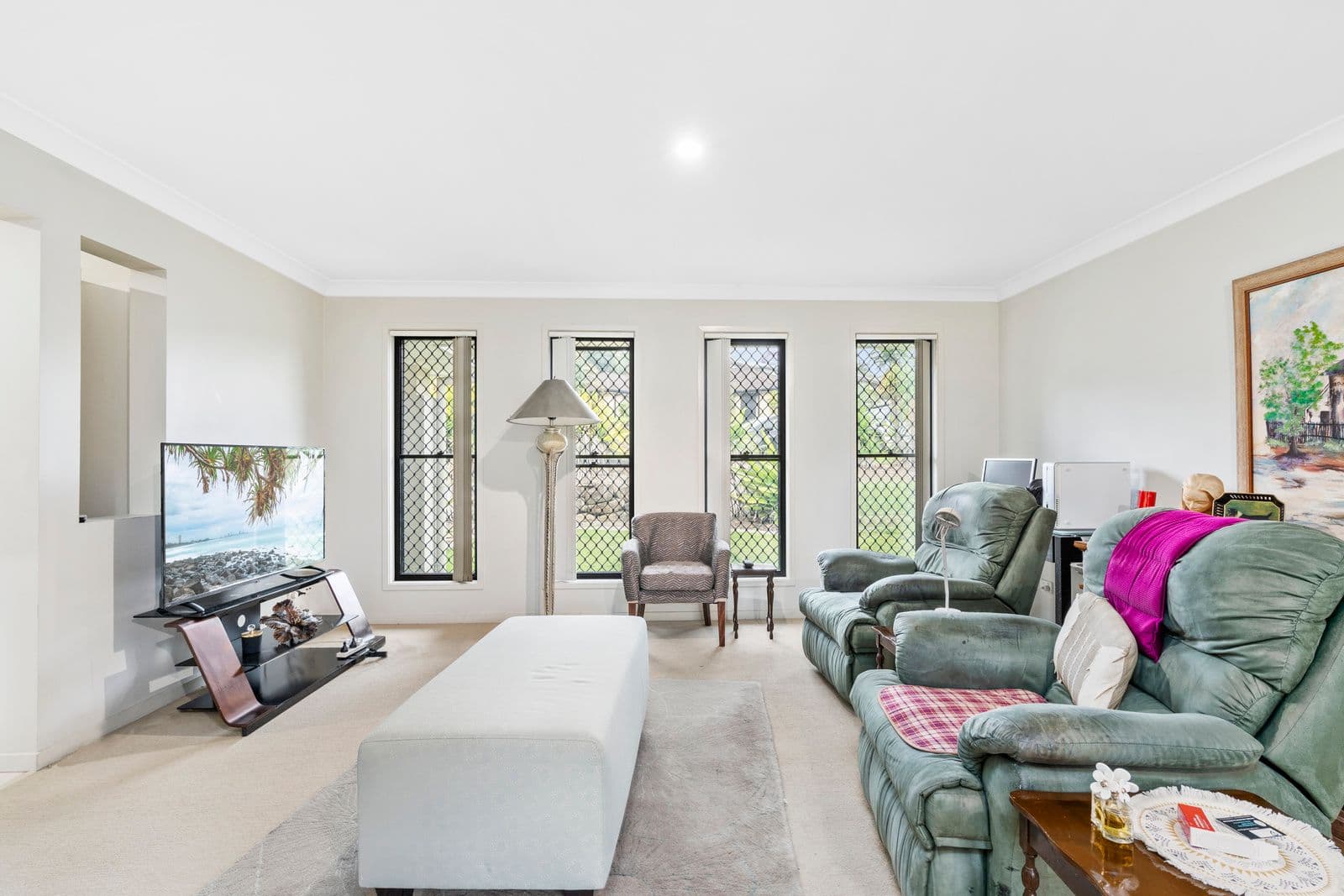 6 Angourie Crescent, Pacific Pines QLD 4211, Pacific Pines - Thumbnail 8