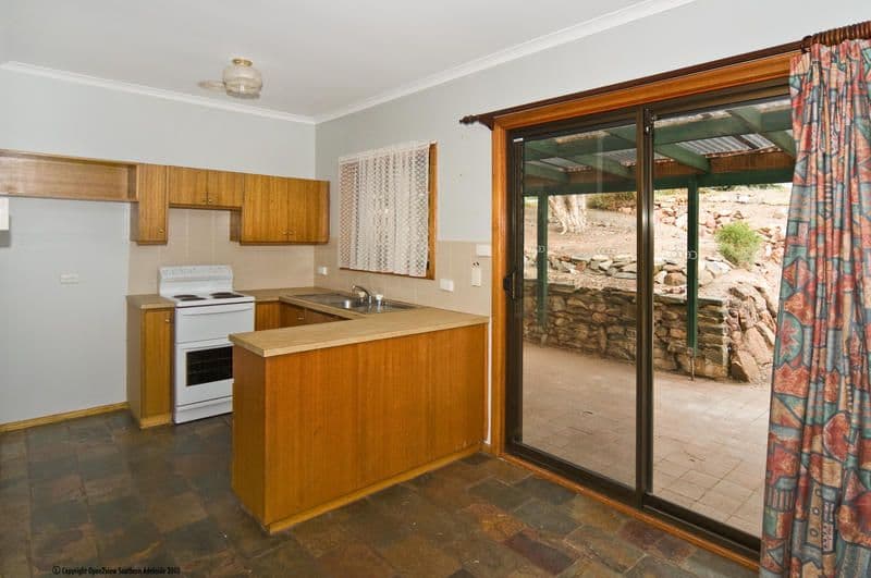 18 Burns Street, NAIRNE SA 5252, Nairne - Thumbnail 2