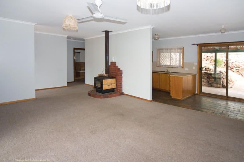18 Burns Street, NAIRNE SA 5252, Nairne - Thumbnail 3