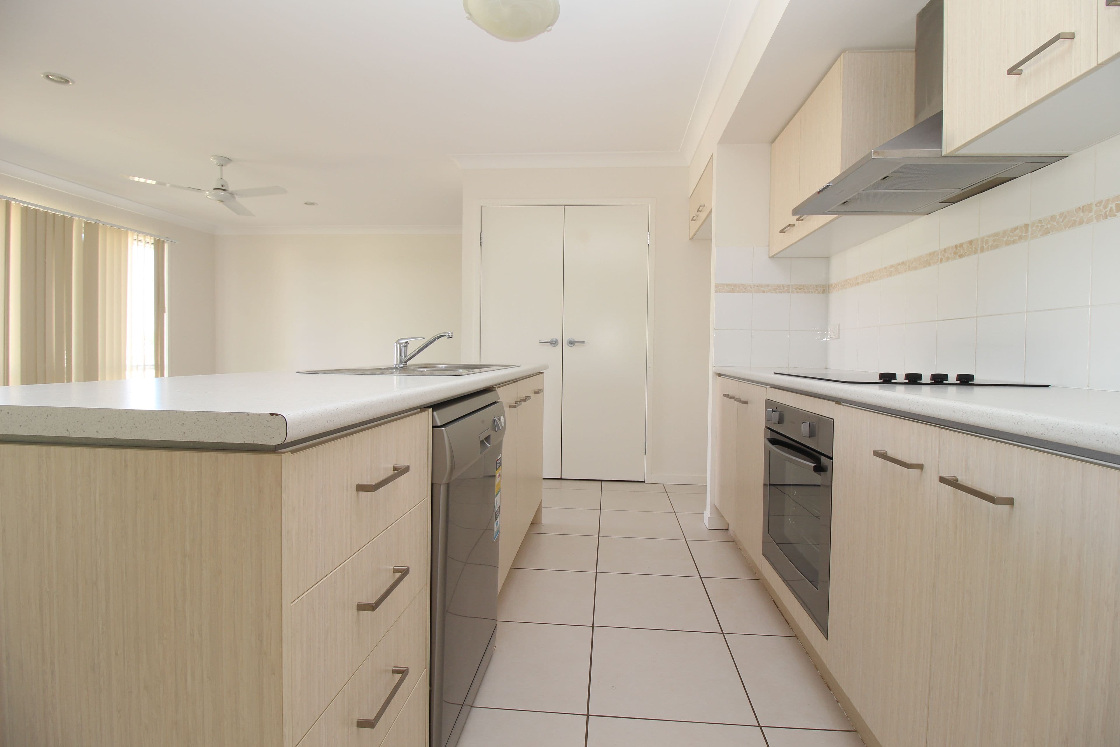 9 Scotts Peak Drive, Capella QLD 4723, Capella - Thumbnail 3