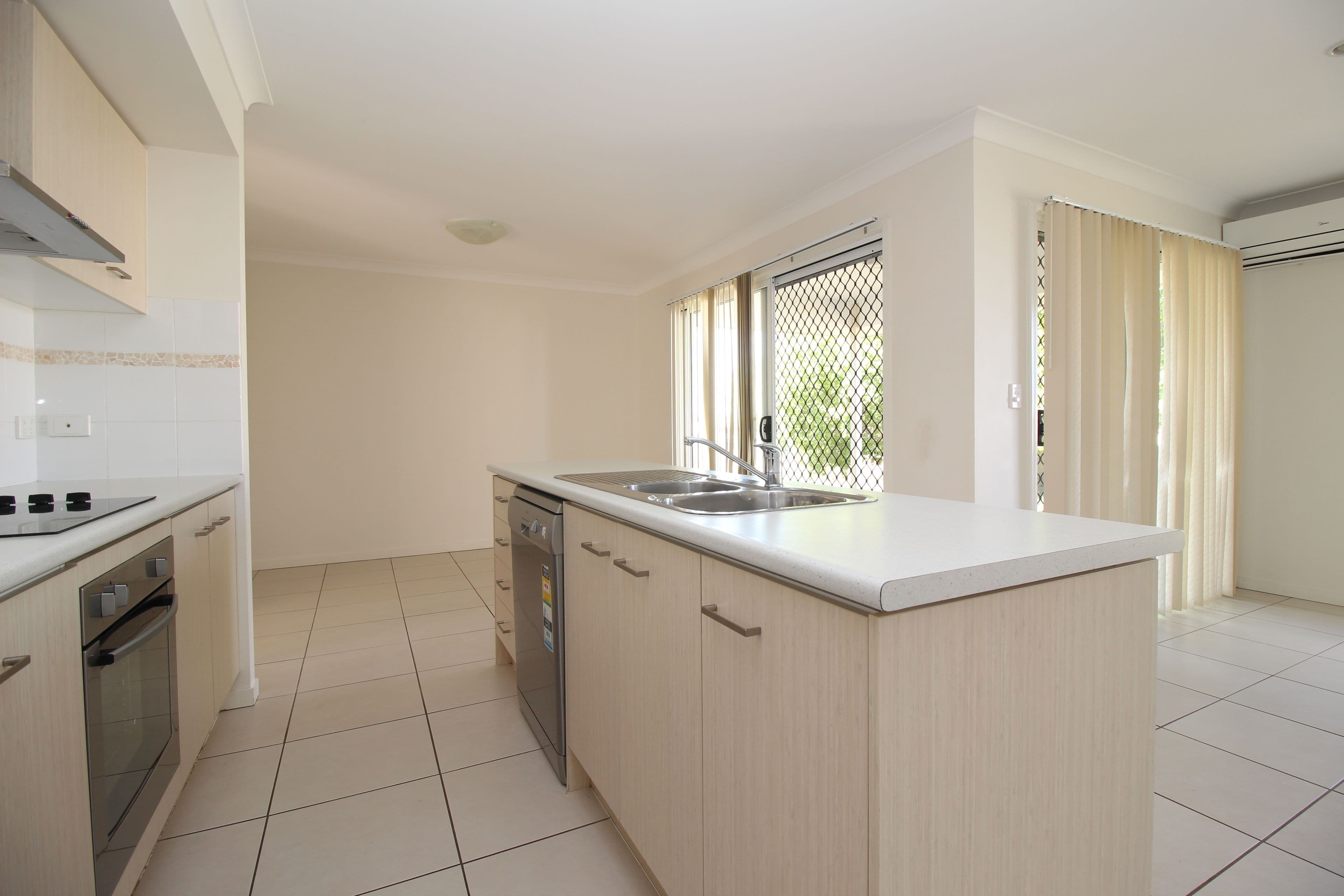 9 Scotts Peak Drive, Capella QLD 4723, Capella - Thumbnail 4