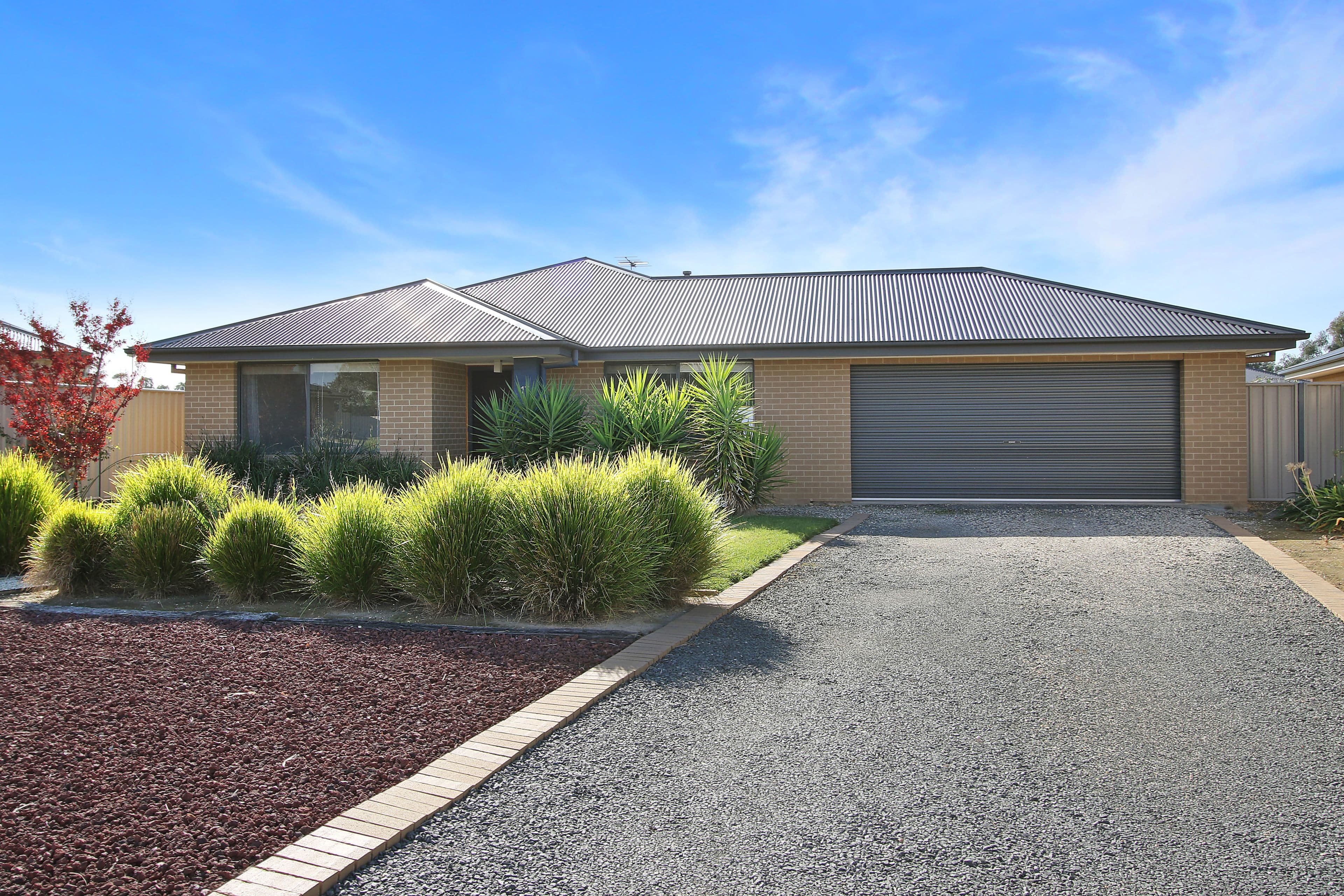 17 Britton Court, Jindera - Image 1