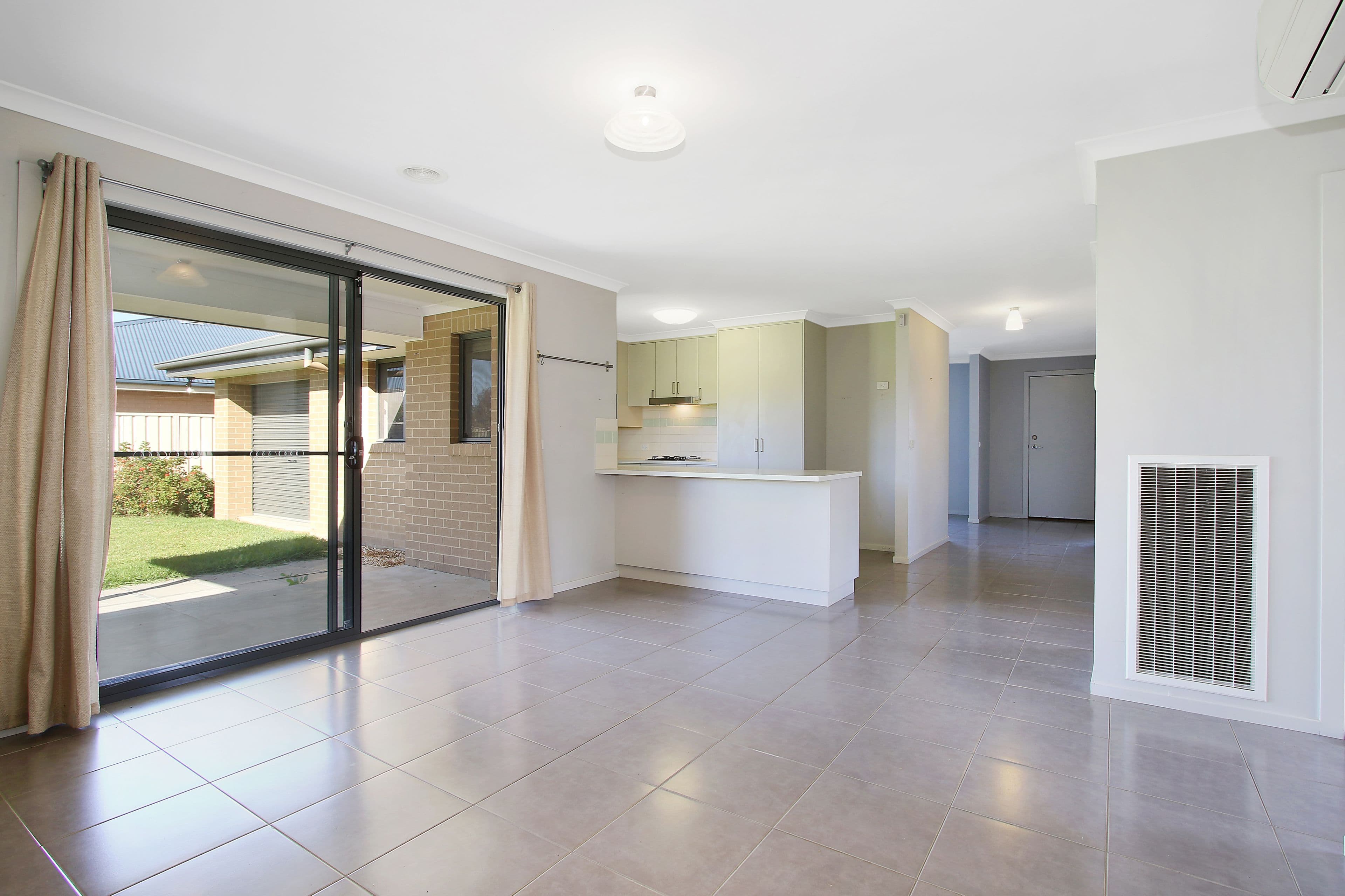 17 Britton Court, Jindera - Thumbnail 5