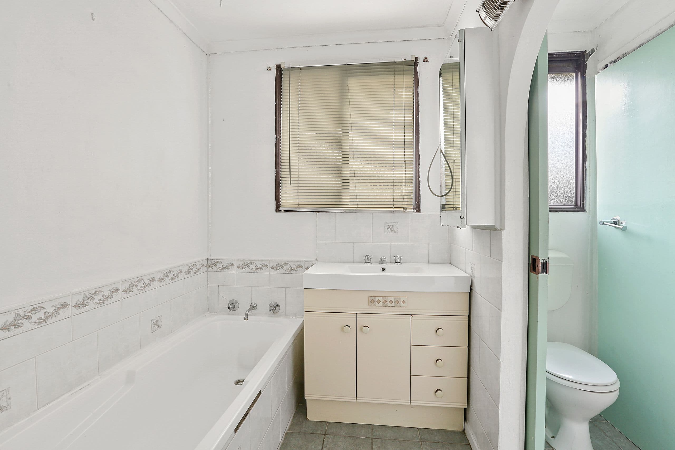 9 Fairbairn Drive, Corio VIC 3214, Corio - Thumbnail 6