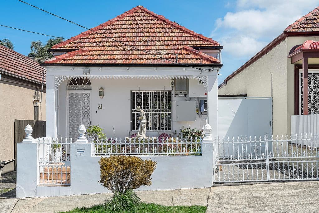 21 Vernon Street, Lewisham - Image 1