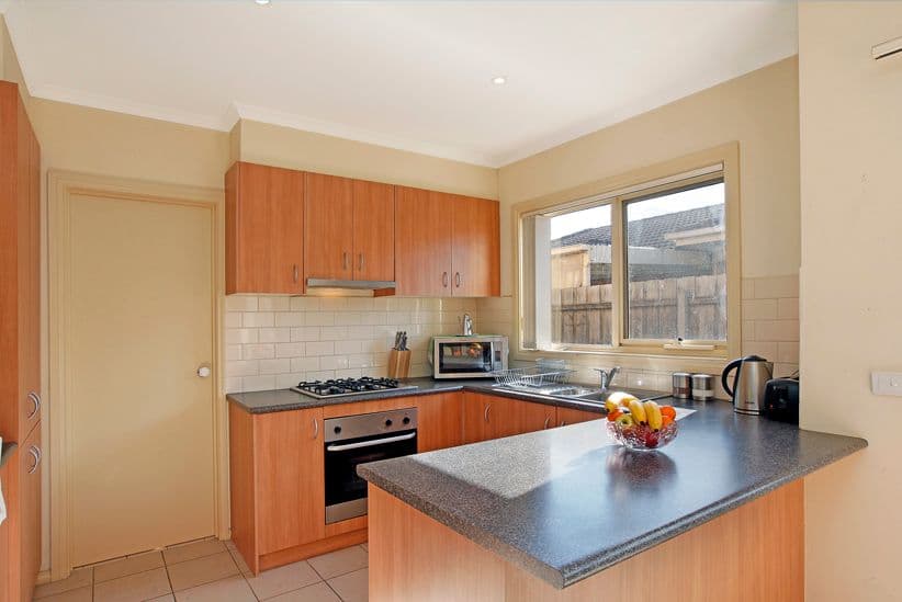 84 Josef Avenue, Bundoora VIC 3083, Bundoora - Thumbnail 2