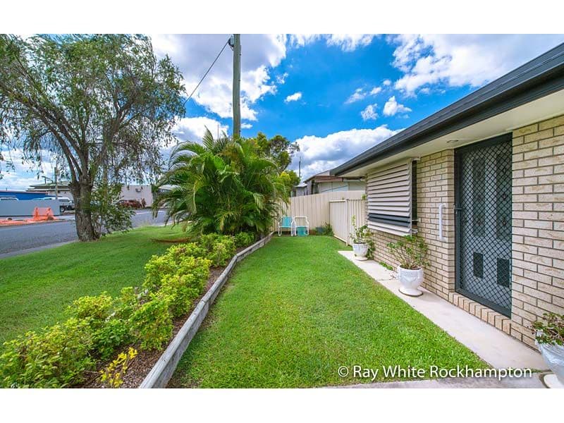 232 Ford Street, Berserker QLD 4701, Berserker - Thumbnail 2