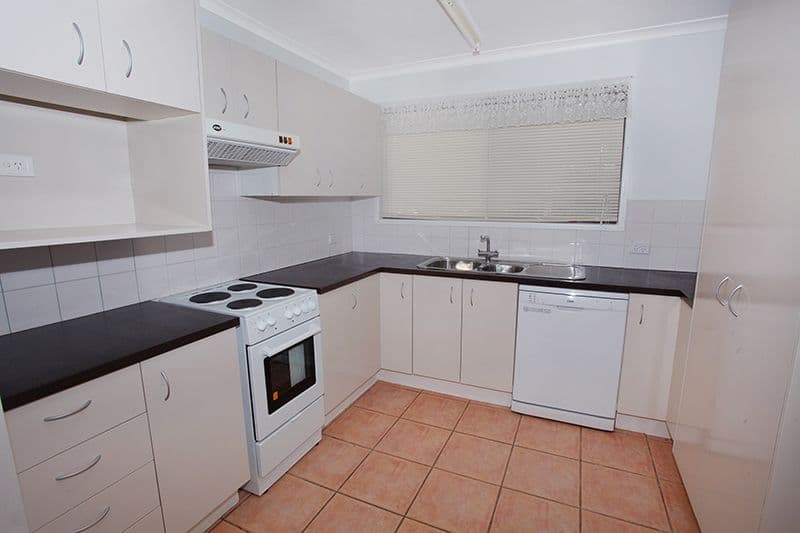 9 Jacaranda Drive, MOOLOOLABA QLD 4557, Mooloolaba - Thumbnail 2